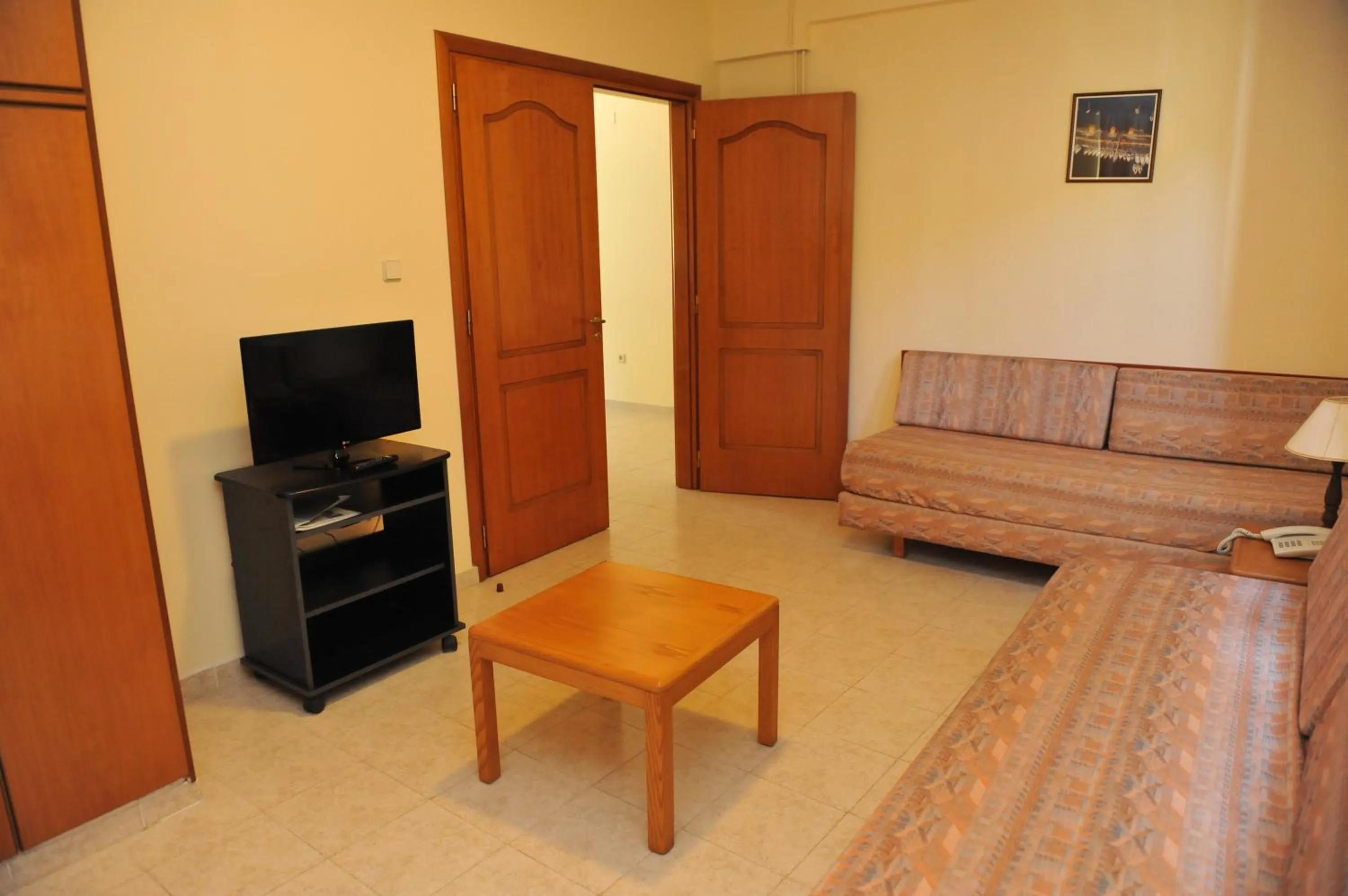 Living room in Niki Hotel Apartments