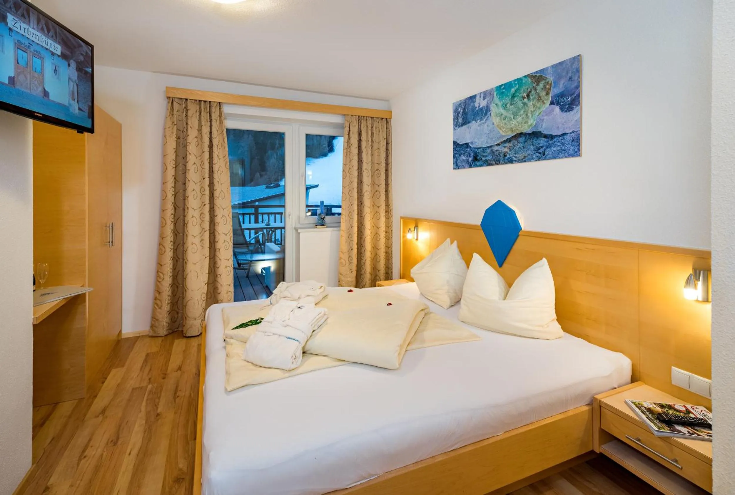 Bed in Aparthotel Alpendiamant Serfaus Wachter GmbH