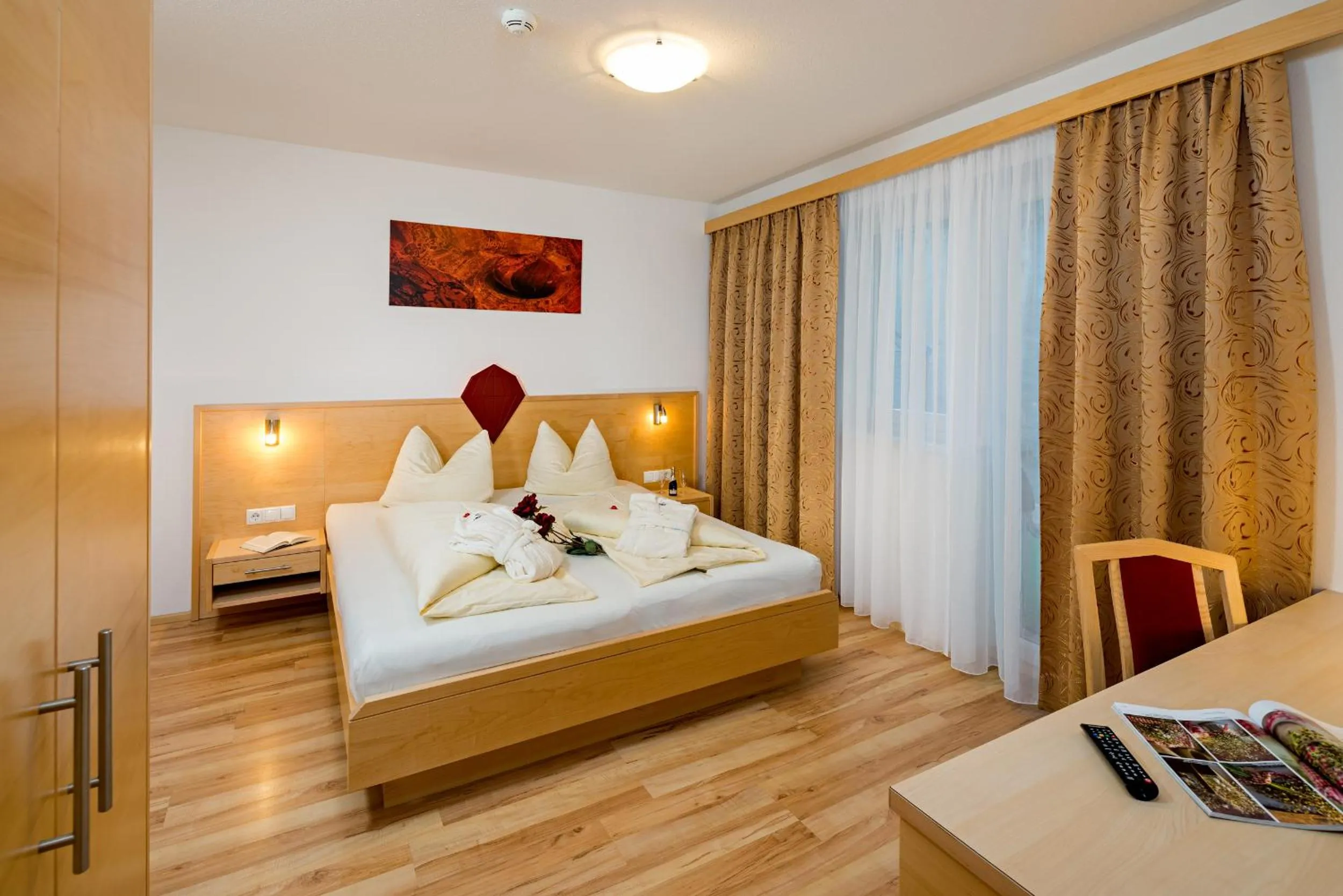 Bed in Aparthotel Alpendiamant Serfaus Wachter GmbH