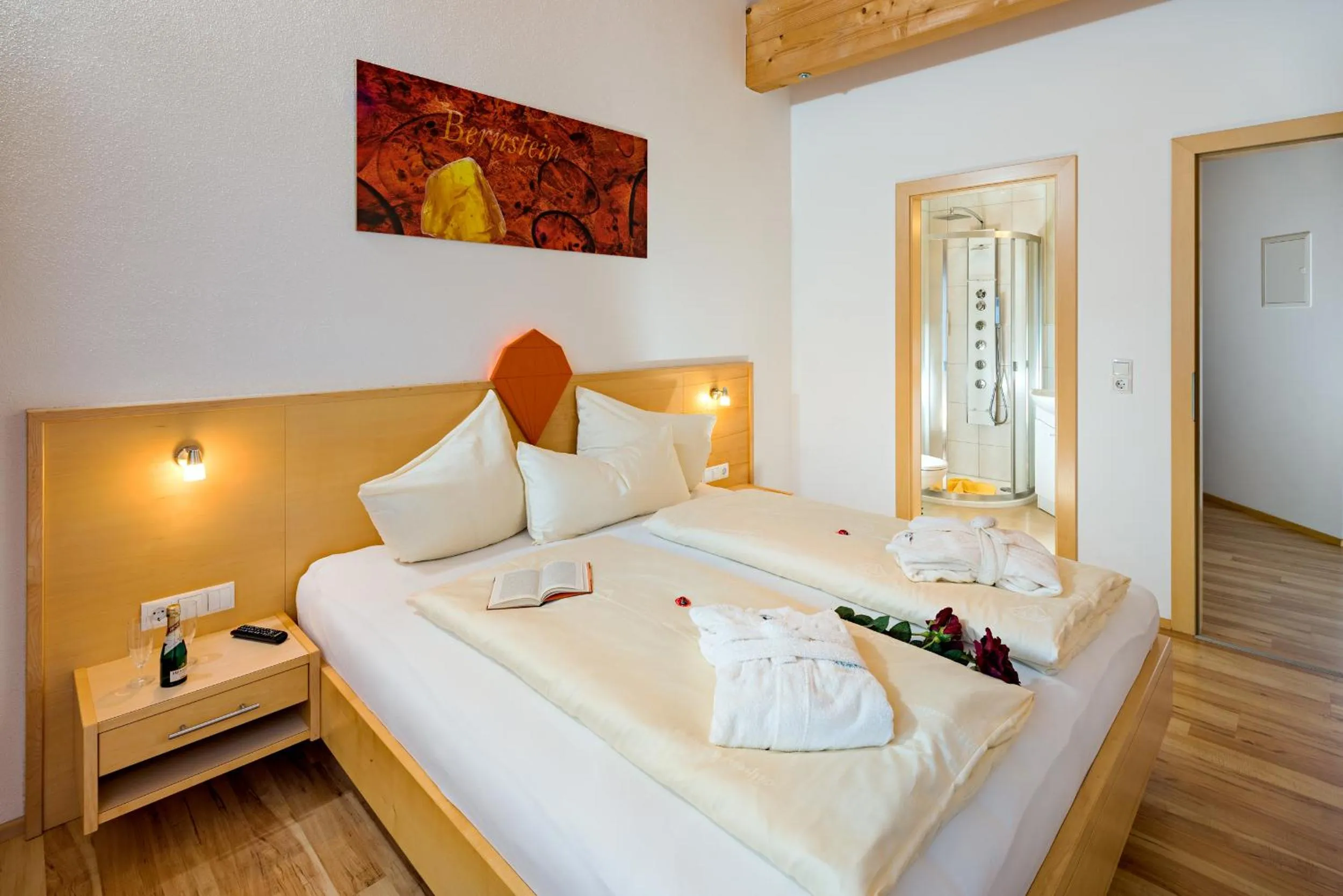 Bed in Aparthotel Alpendiamant Serfaus Wachter GmbH