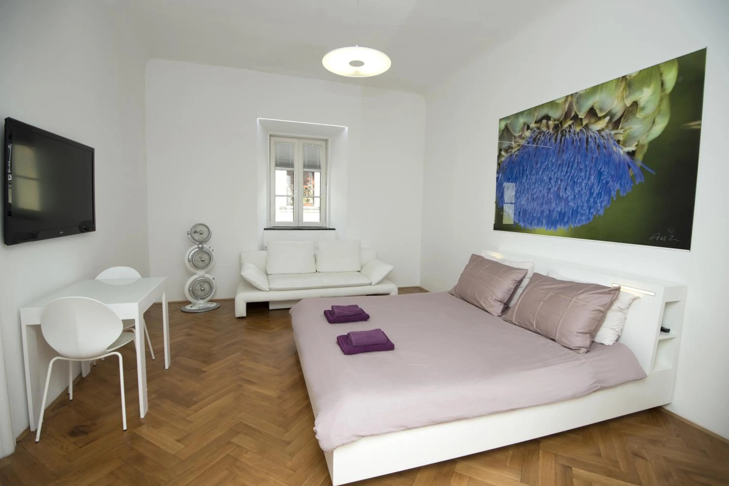 Bed in Galeria River