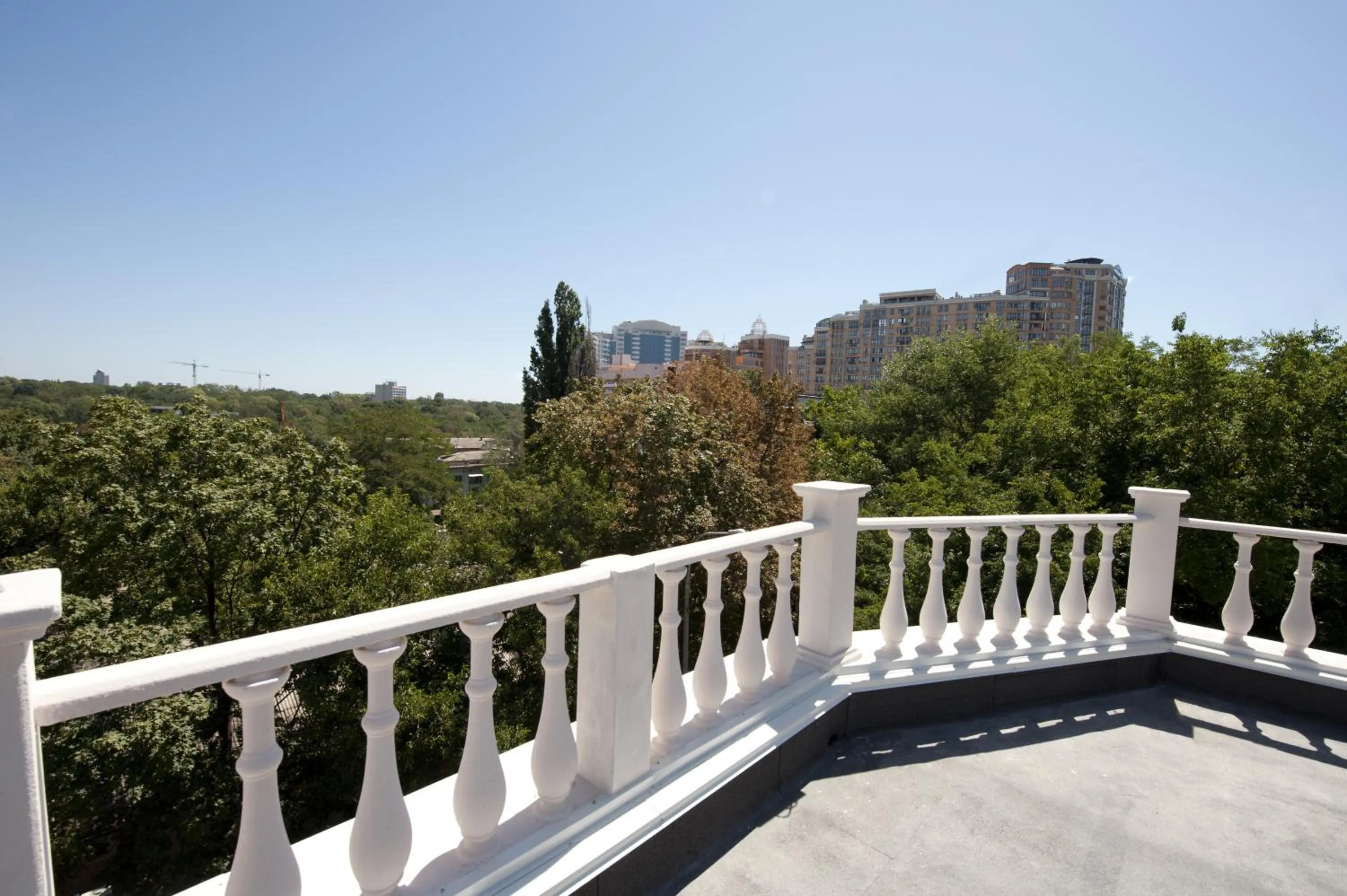 Balcony/Terrace in Geneva Resort Hotel