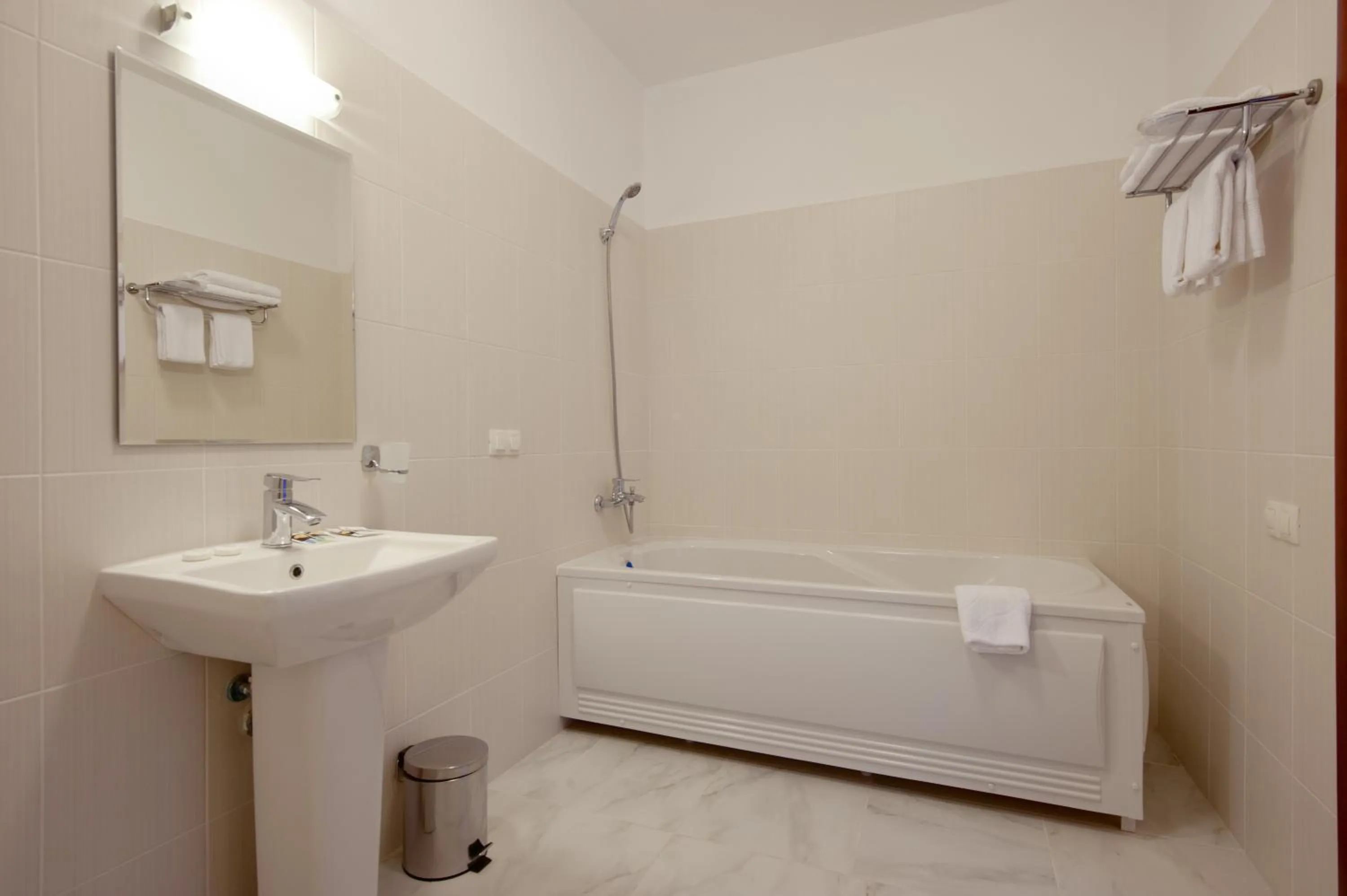 Bathroom in Geneva Resort Hotel