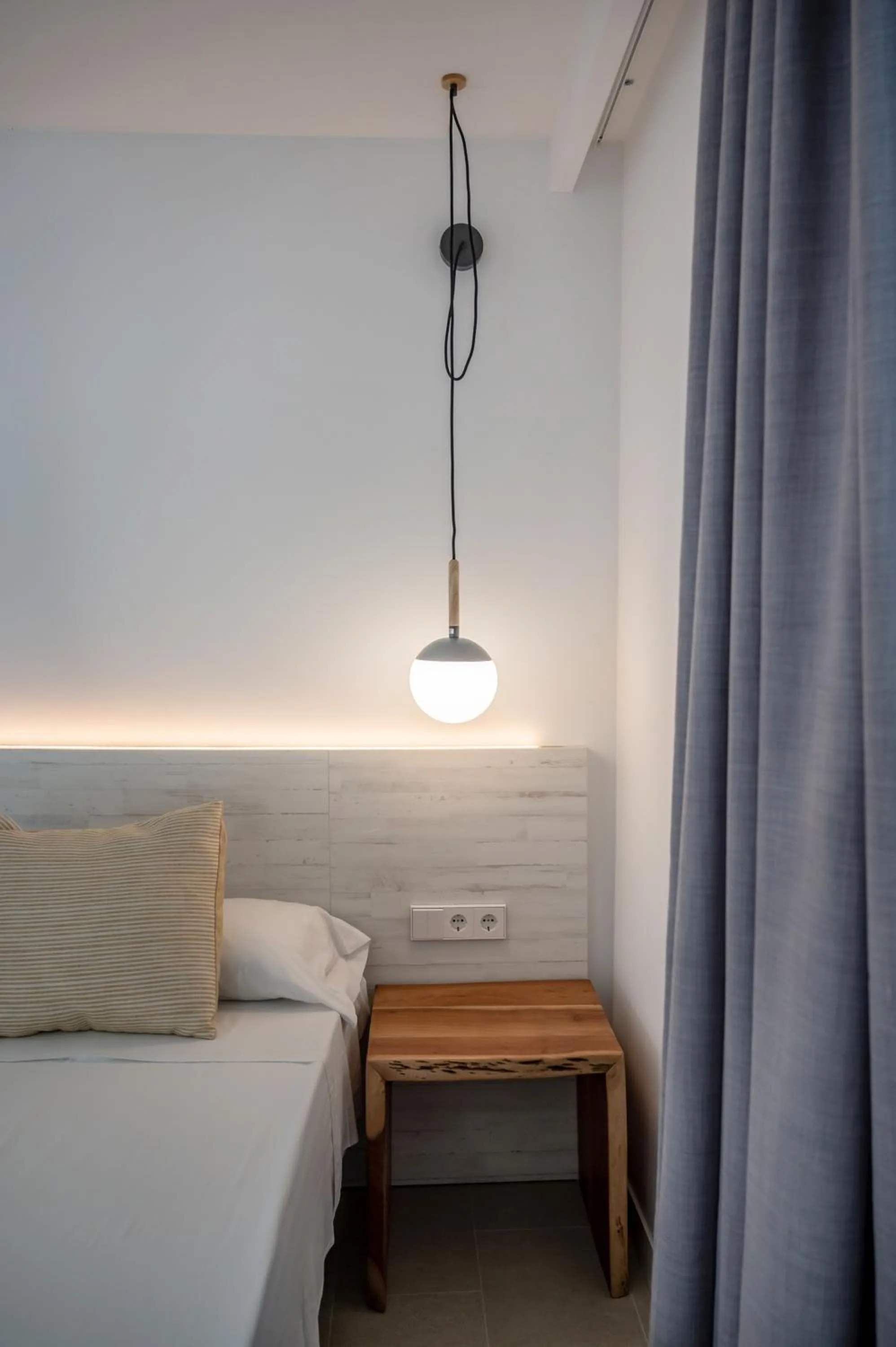 Bedroom, Bed in Apartamentos Es Pujols - Emar Hotels