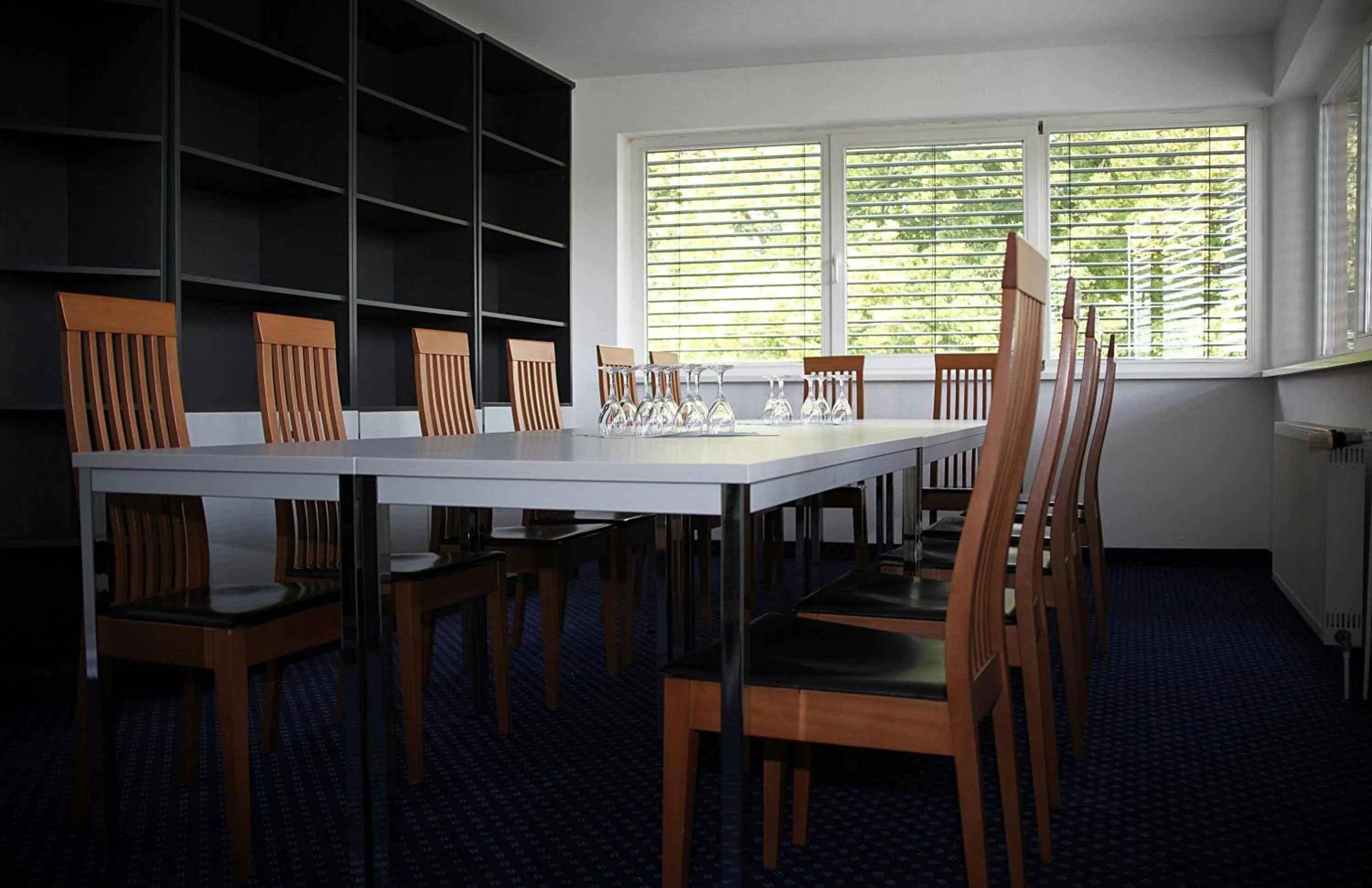 Restaurant/places to eat in Hotel Antares