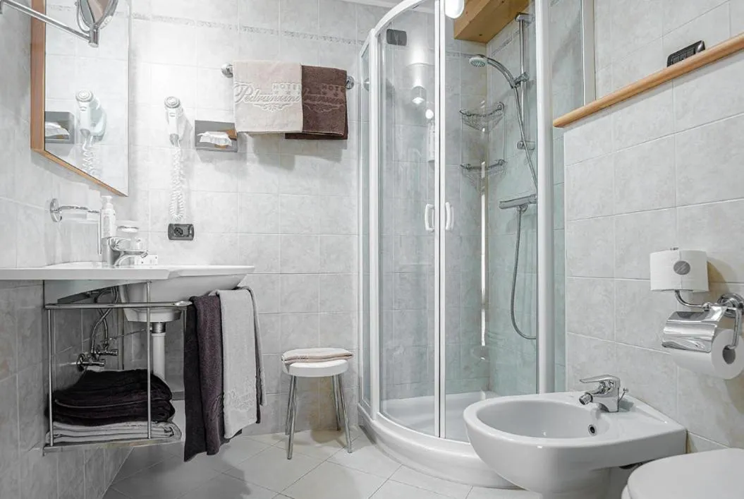 Bathroom in Hotel Pedranzini