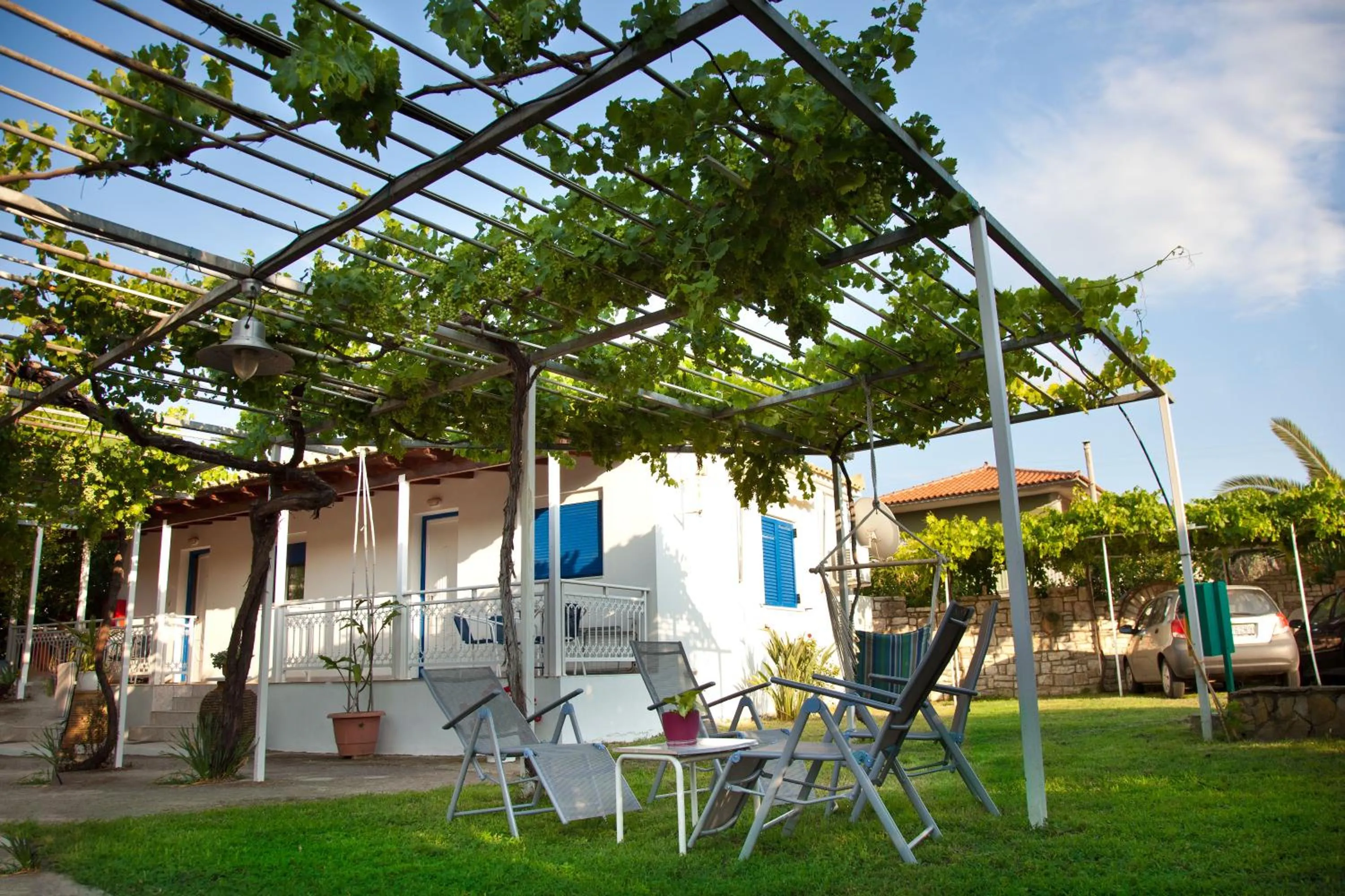 Garden in Akroyali Hotel & Villas