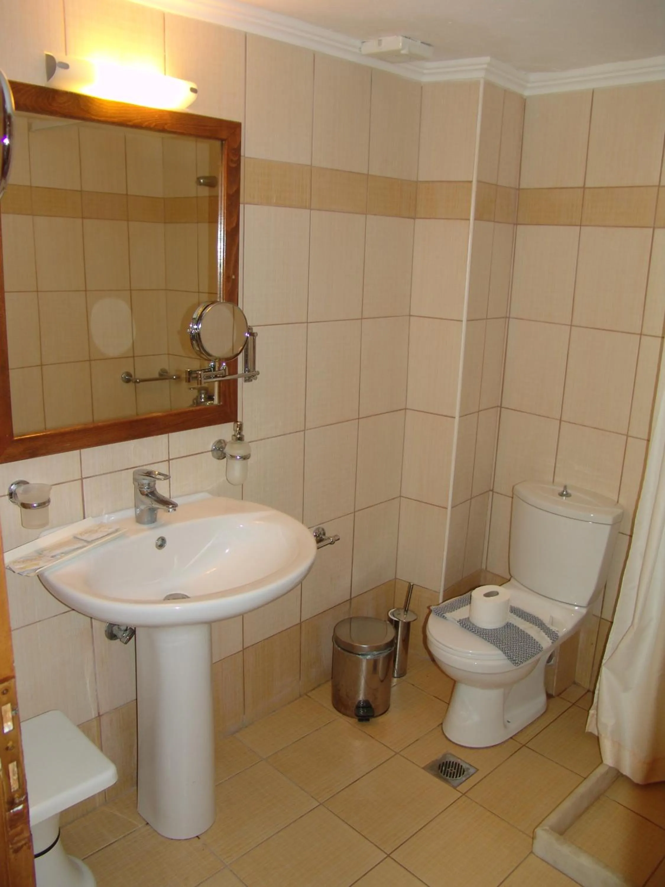 Bathroom in Akroyali Hotel & Villas