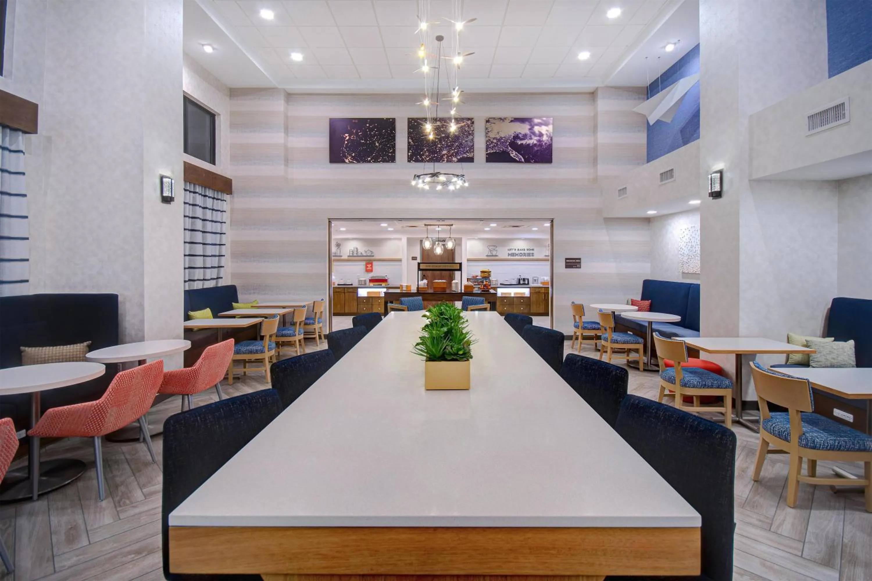 Lobby or reception in Hampton Inn & Suites Dayton-Vandalia