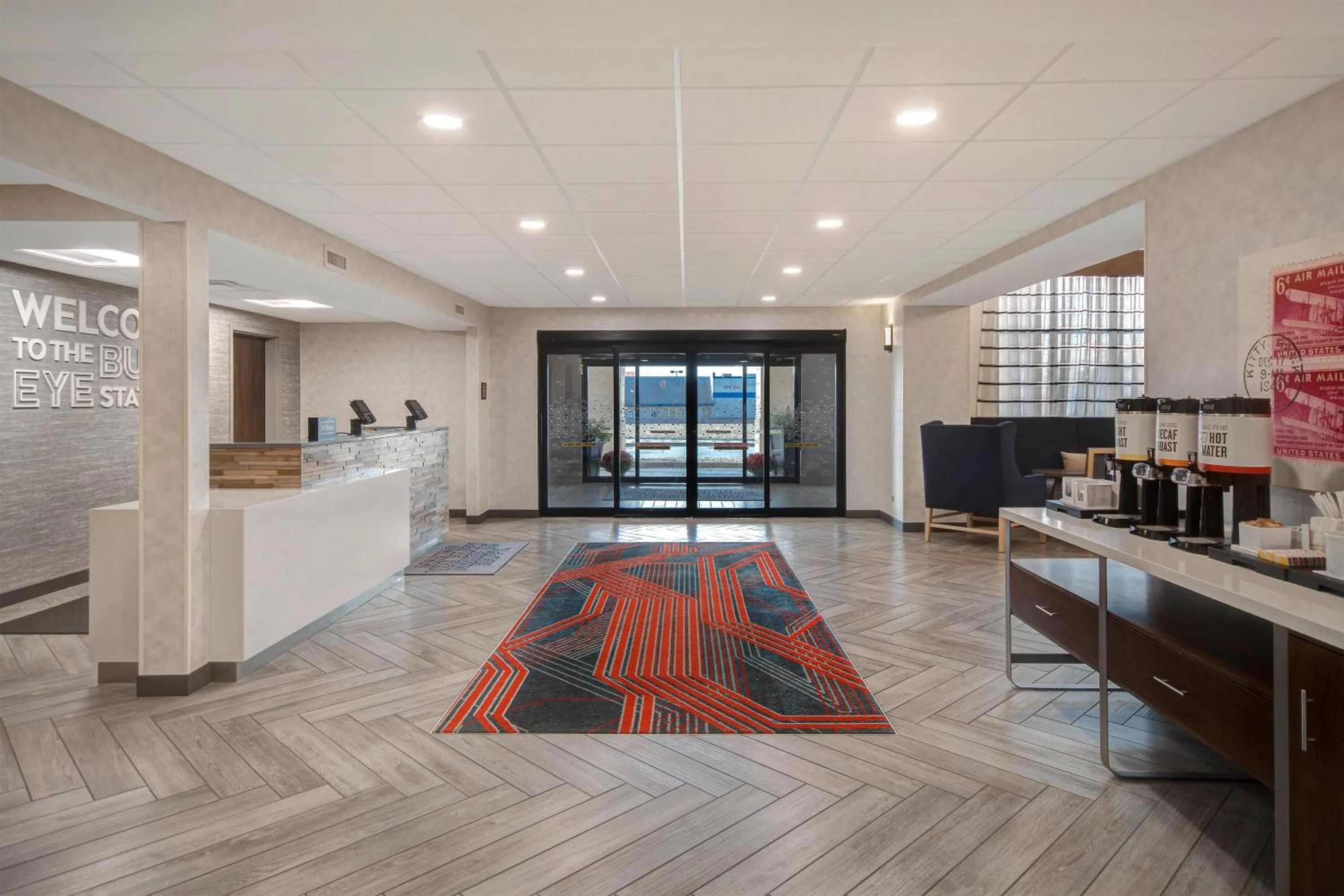 Lobby or reception in Hampton Inn & Suites Dayton-Vandalia
