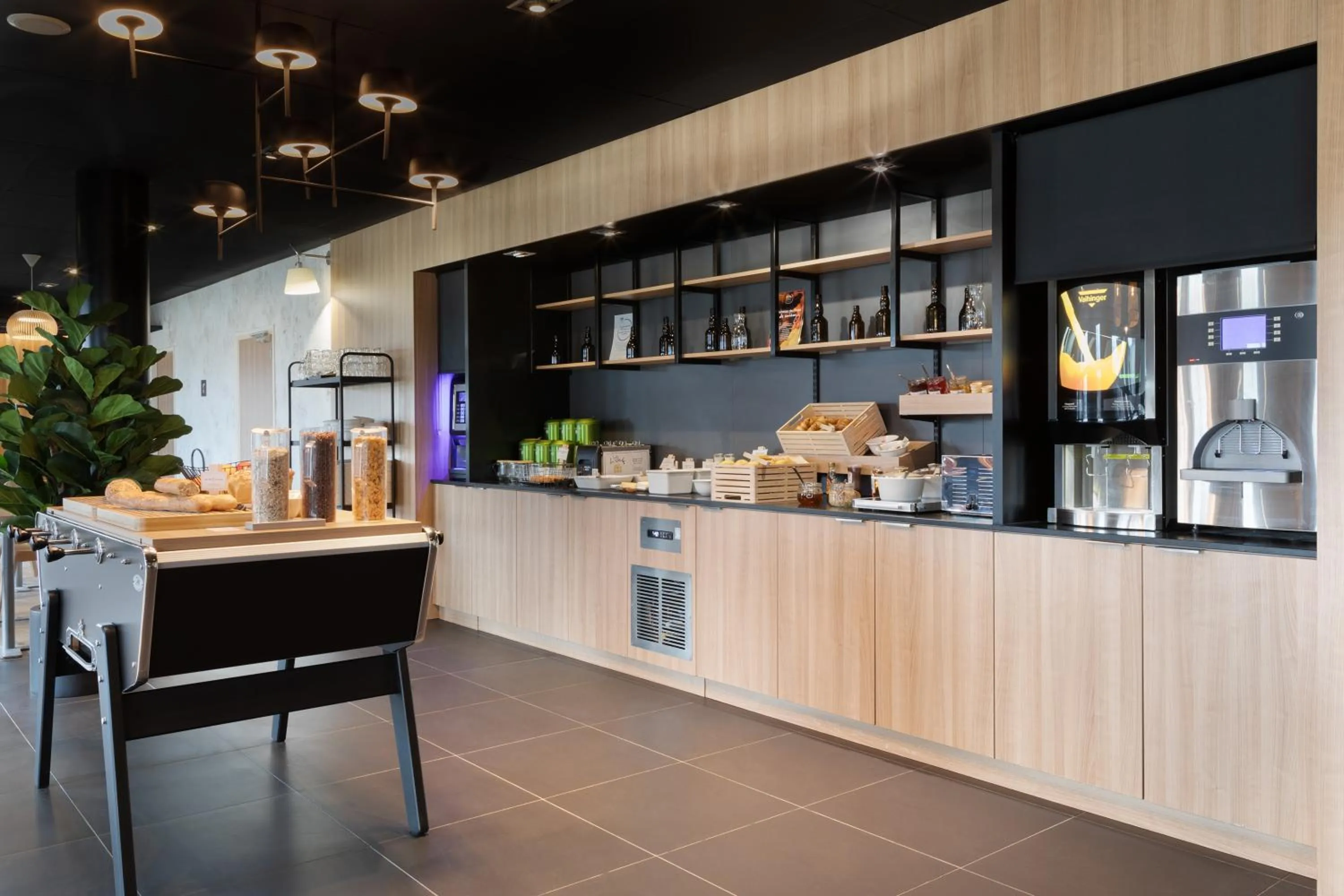 Breakfast in Kyriad Douai