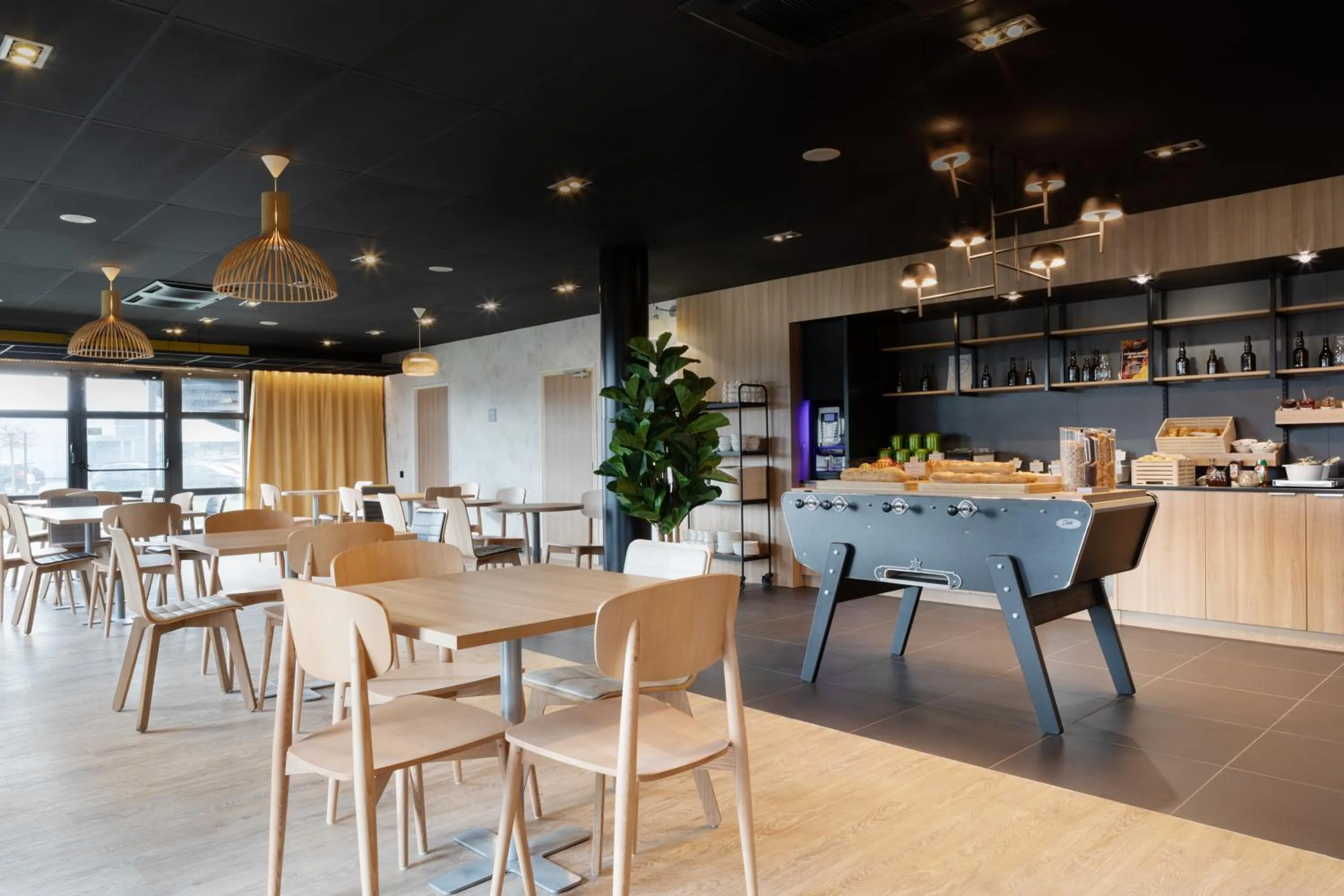 Breakfast in Kyriad Douai