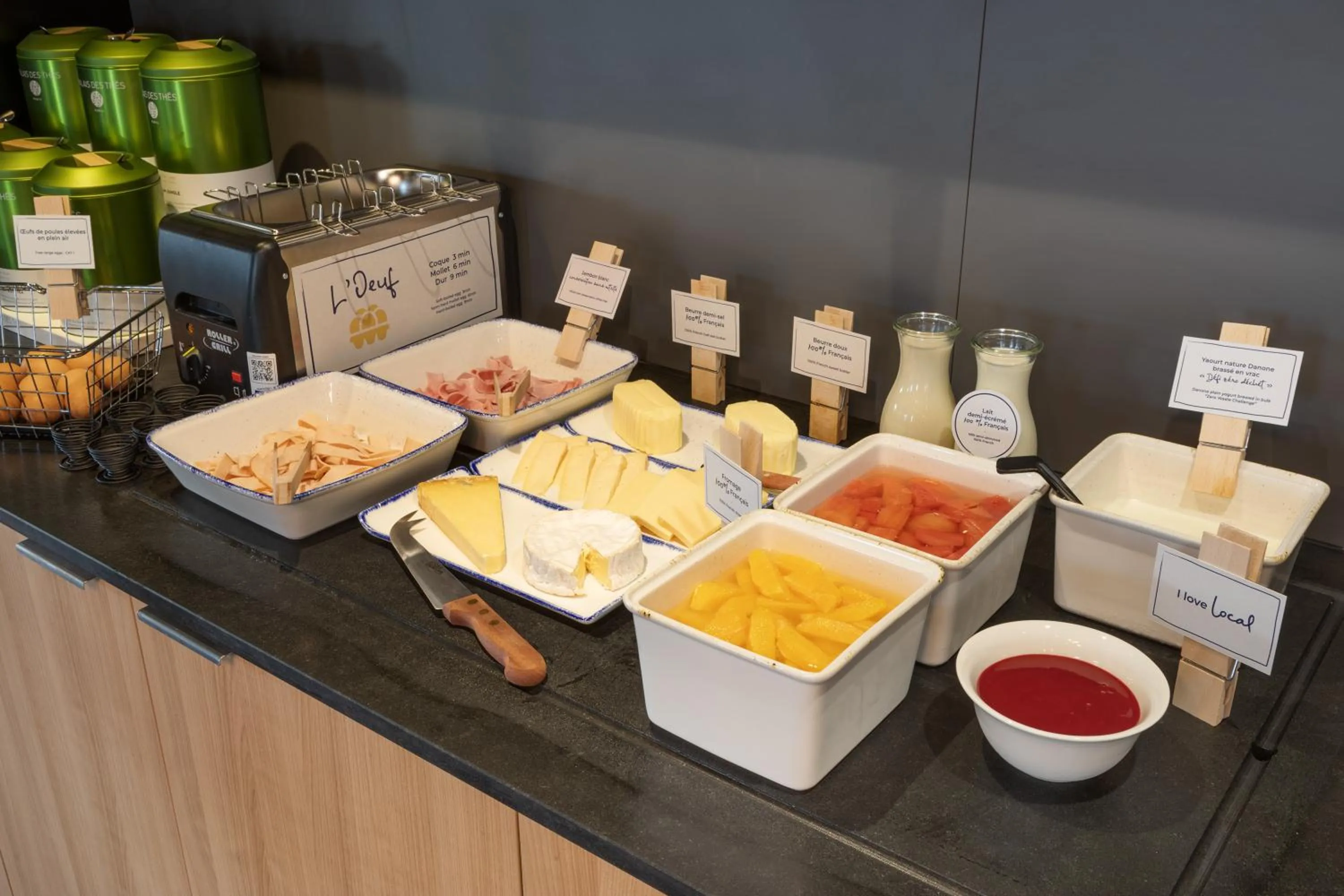 Breakfast in Kyriad Douai