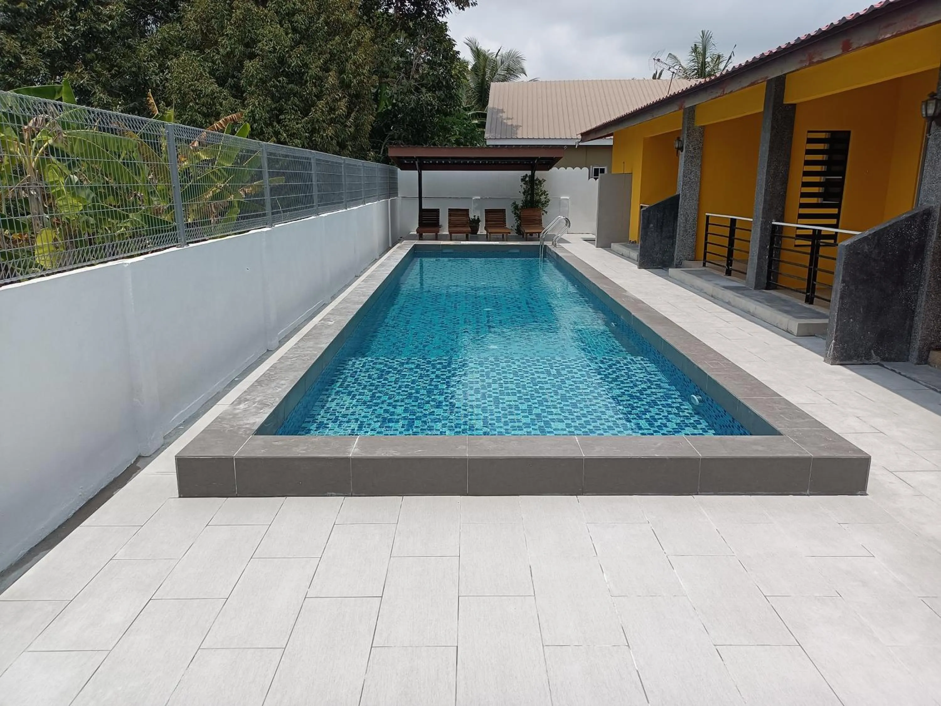Swimming pool in Ziella De Villa