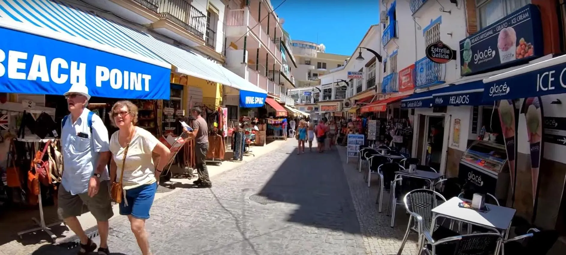 Day in Micaela Charming Hostal