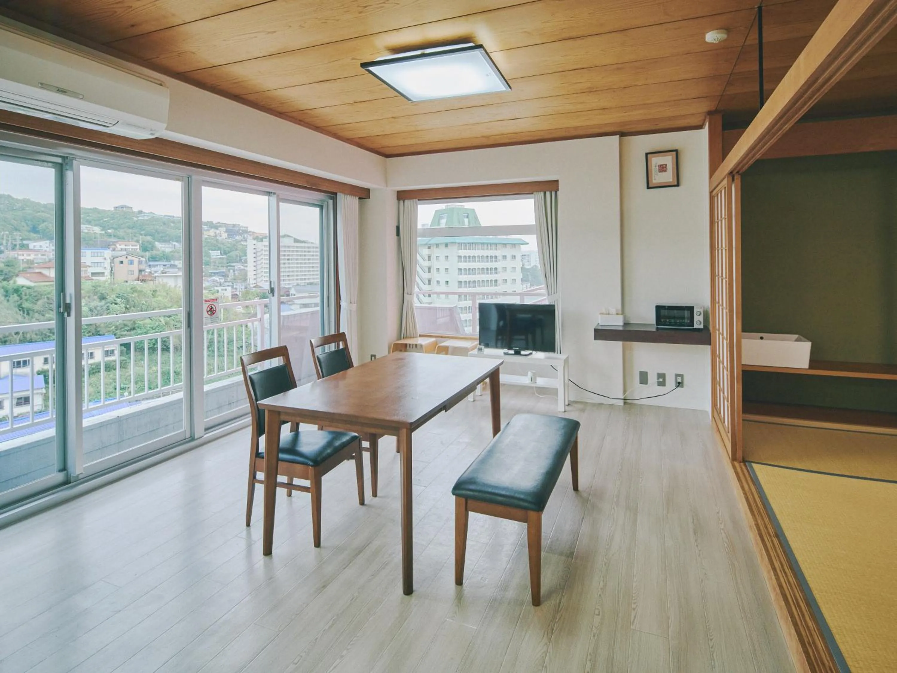 Living room in Guest Living Mu Nanki Shirahama