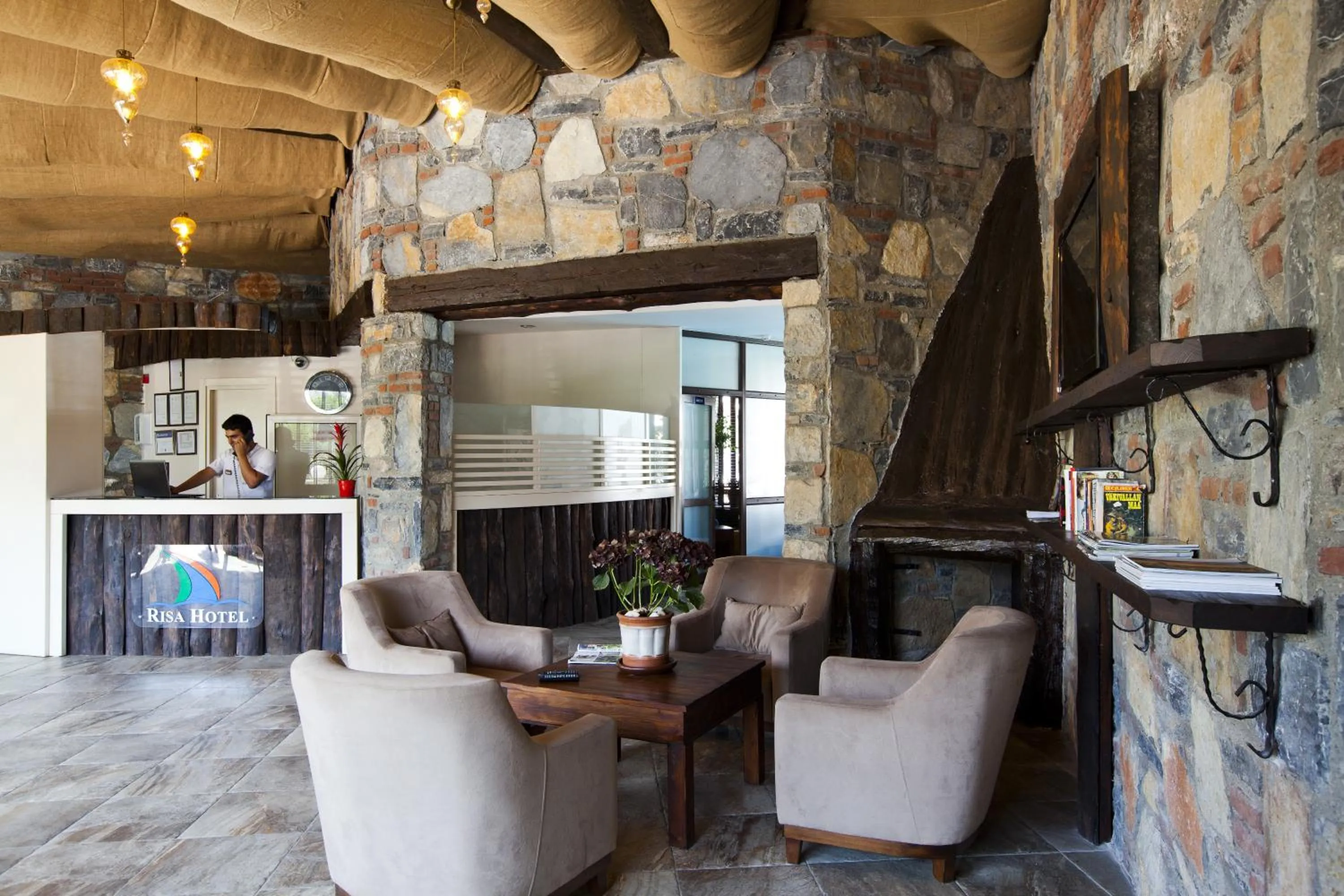 Lobby or reception in Bitez Risa Hotel