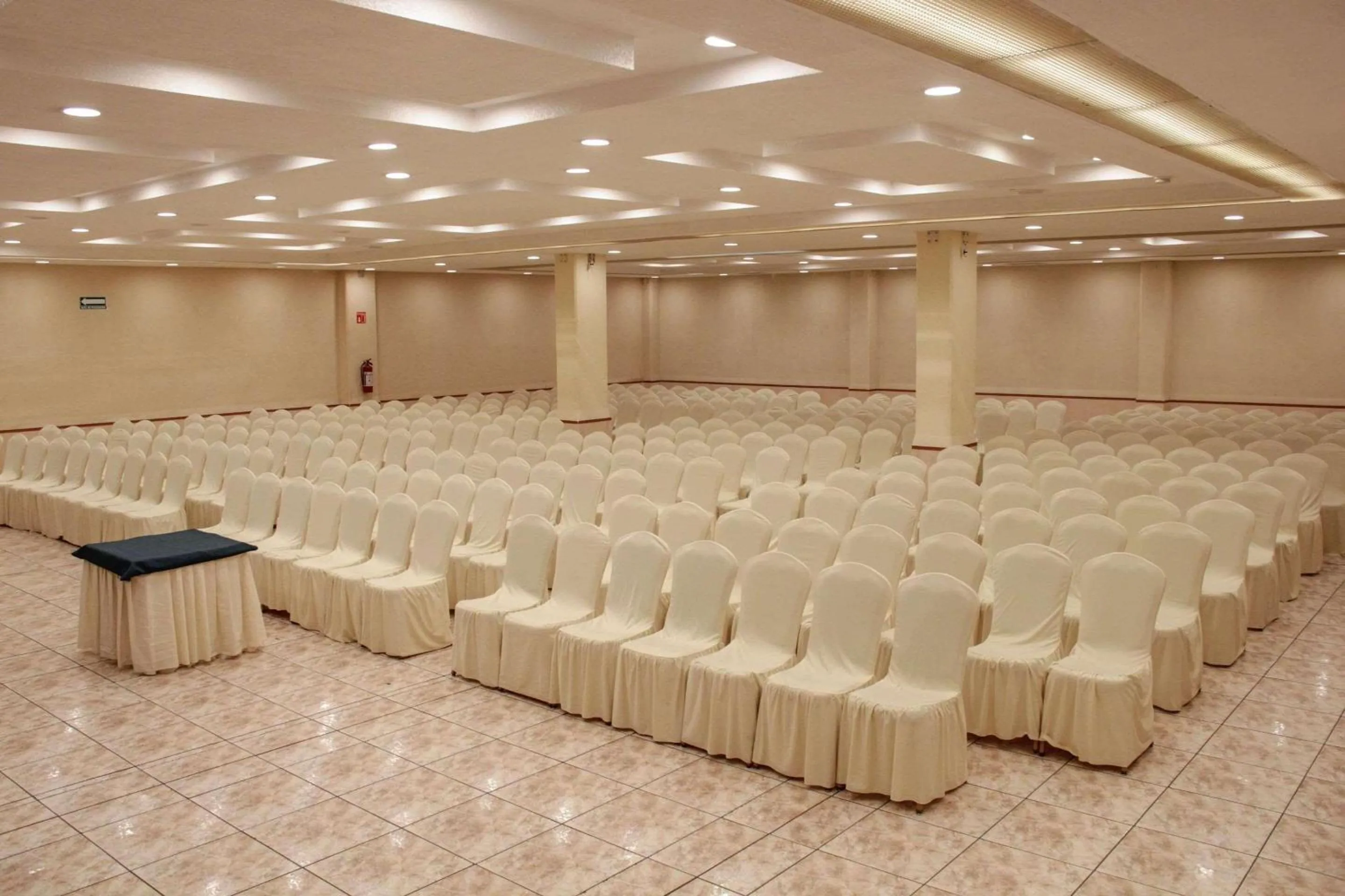 Meeting/conference room in Radisson Hotel & Convention Center Toluca