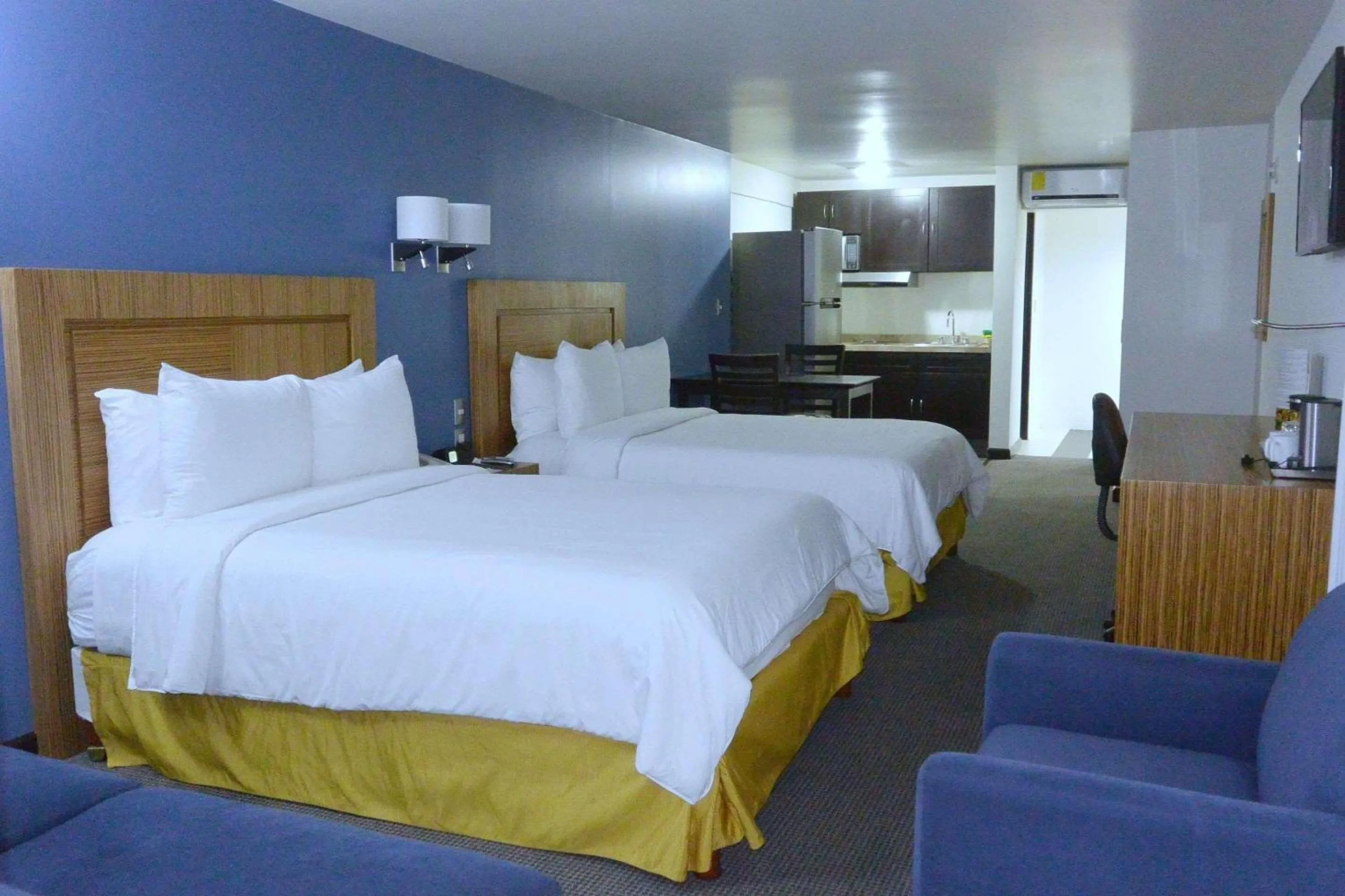 Bedroom, Bed in Radisson Hotel & Convention Center Toluca