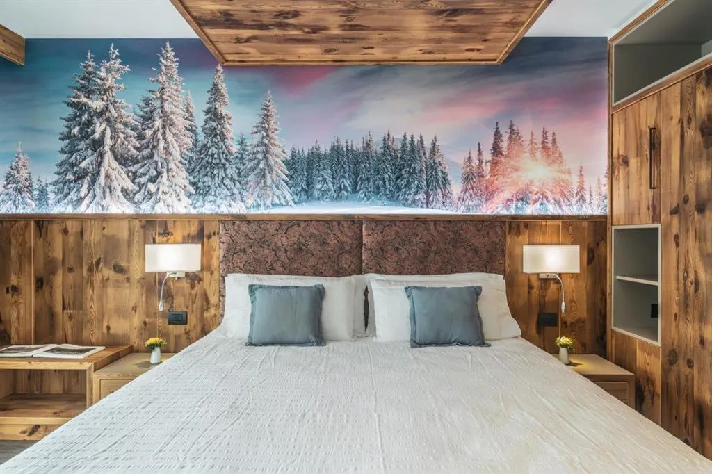 Bed in Hotel Rosa Alpina