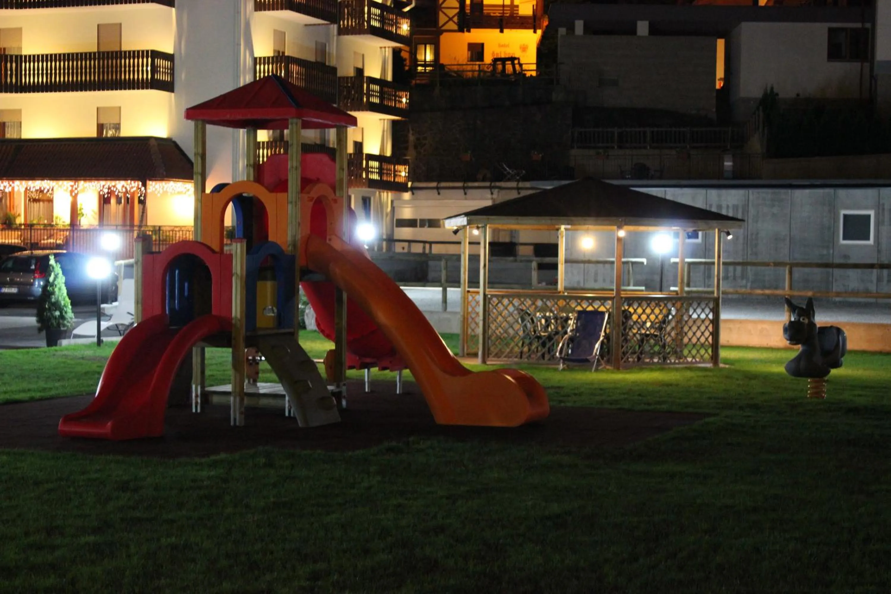 Night in Hotel Rosa Alpina