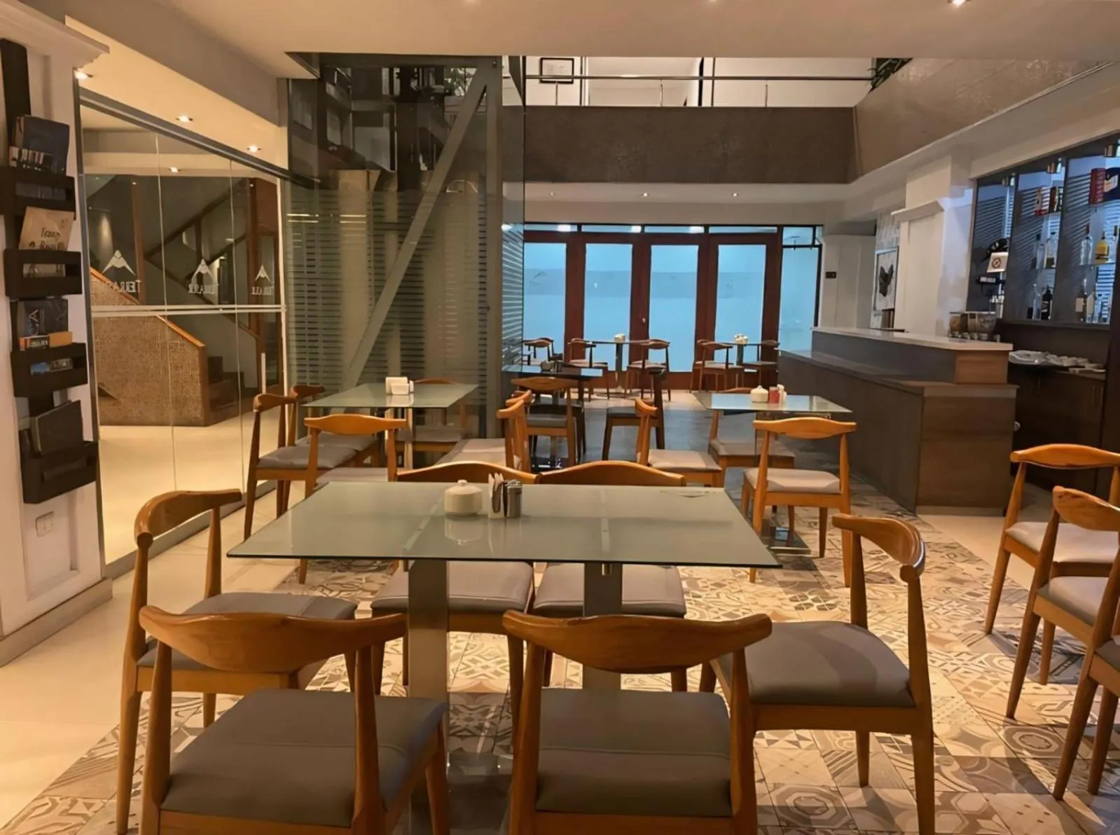 Restaurant/places to eat in Hotel Tierrasur