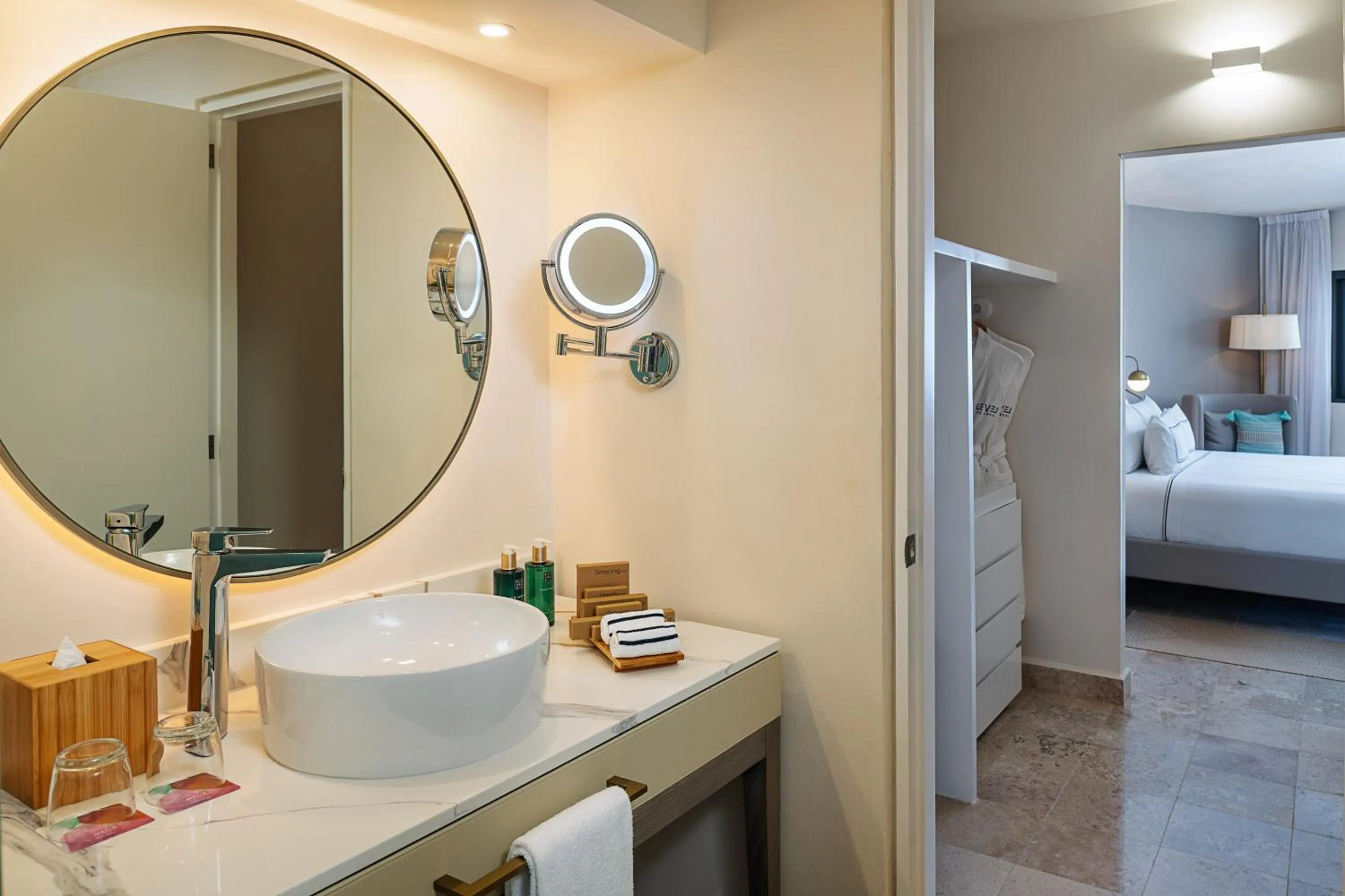 Bedroom, Bed in Melia Casa Maya Cancun All Inclusive