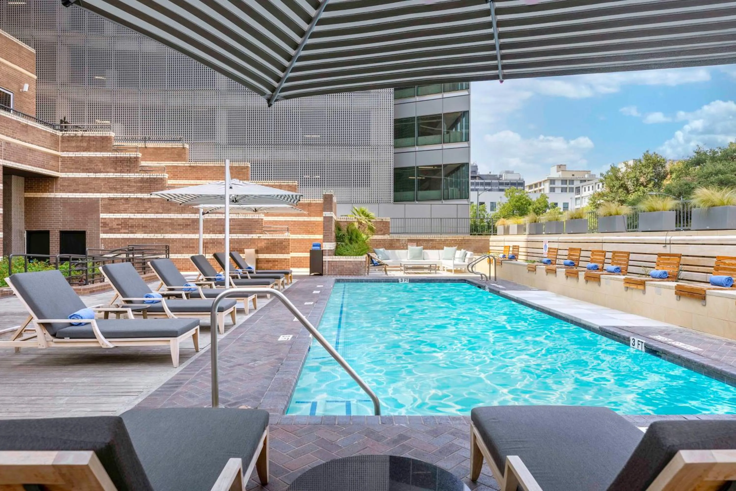Pool view in DoubleTree Suites by Hilton Austin Downtown Capitol