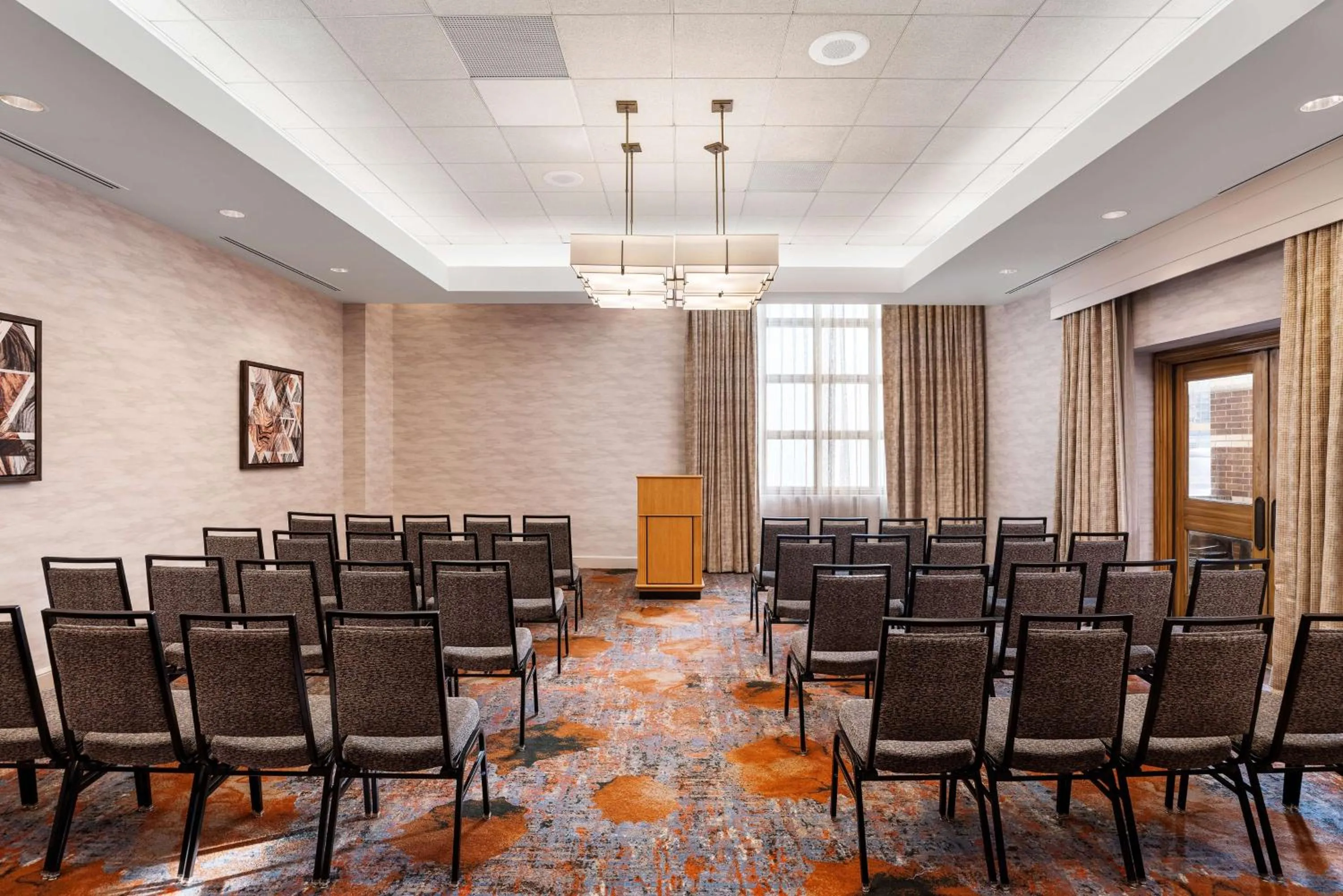 Meeting/conference room in DoubleTree Suites by Hilton Austin Downtown Capitol