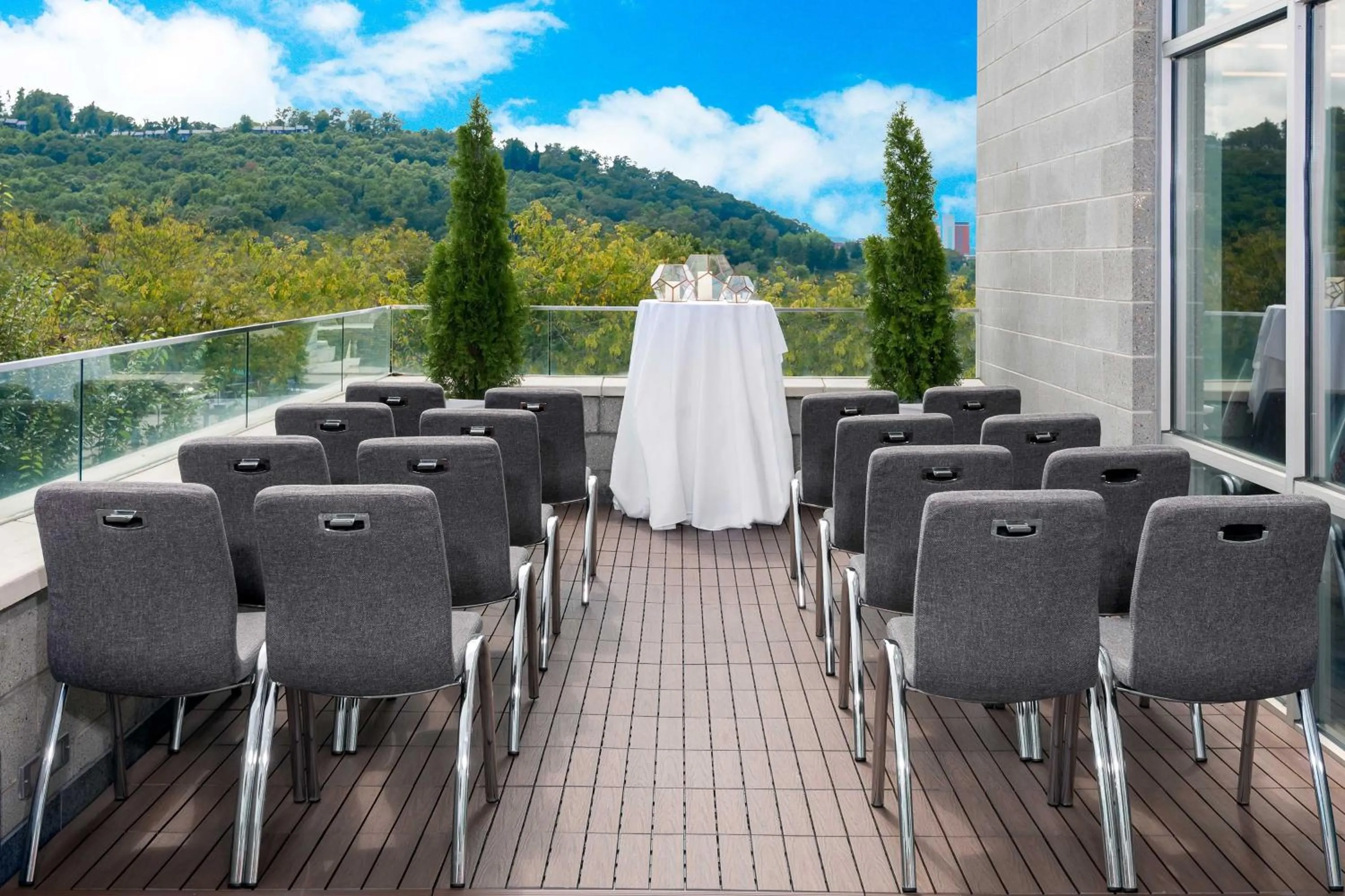 Banquet/Function facilities in Aloft Asheville Downtown