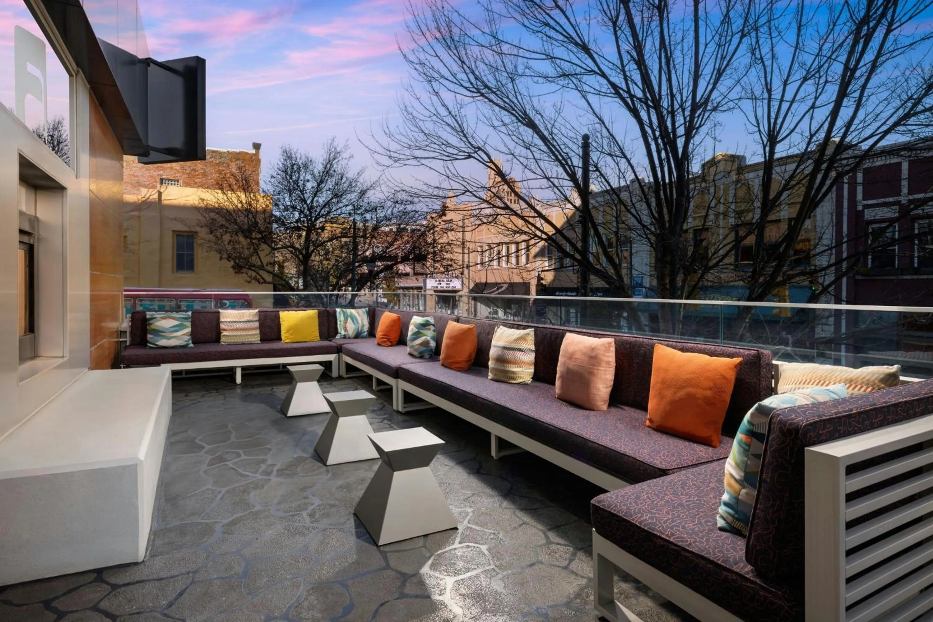 Restaurant/places to eat in Aloft Asheville Downtown