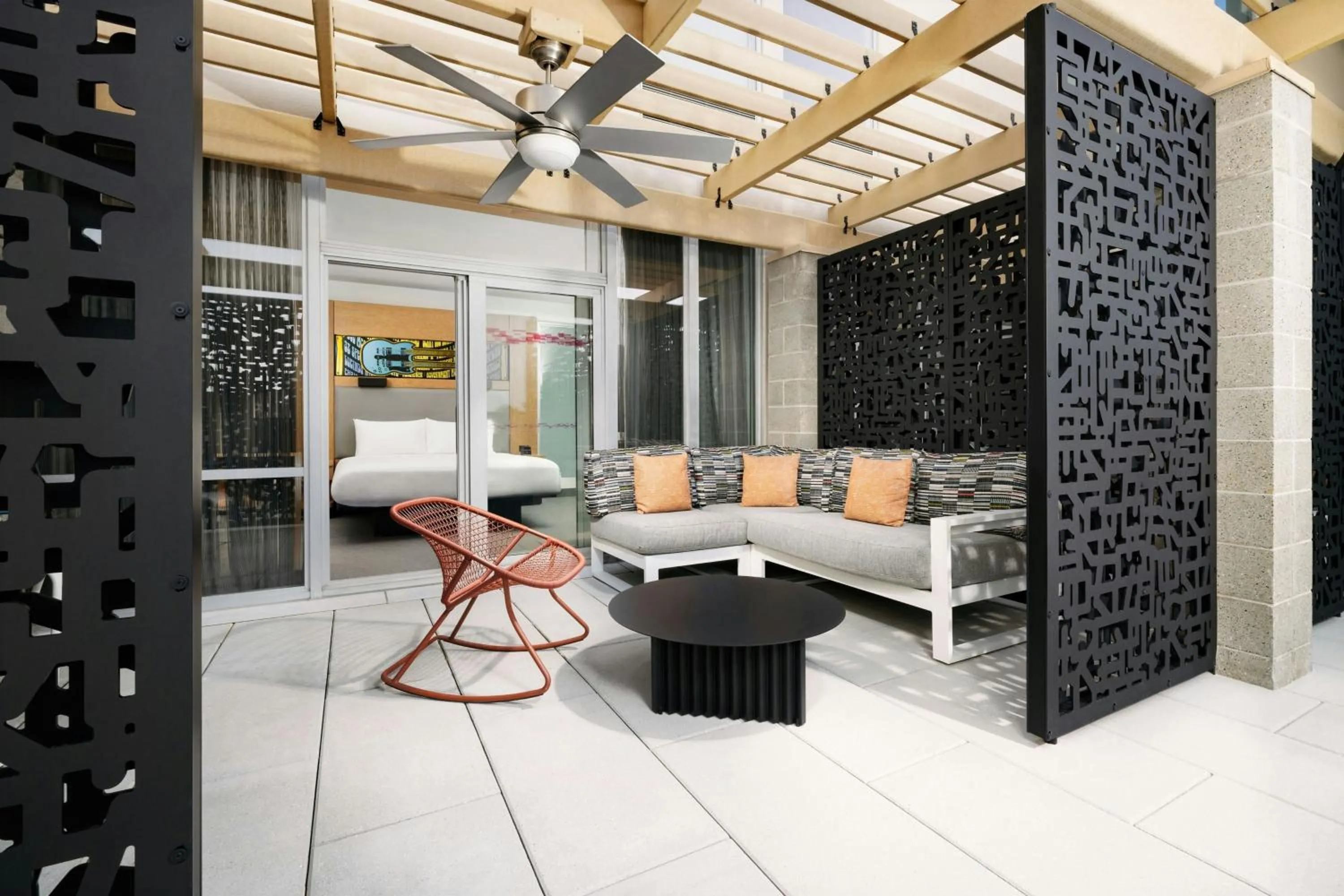 Swimming pool in Aloft Asheville Downtown