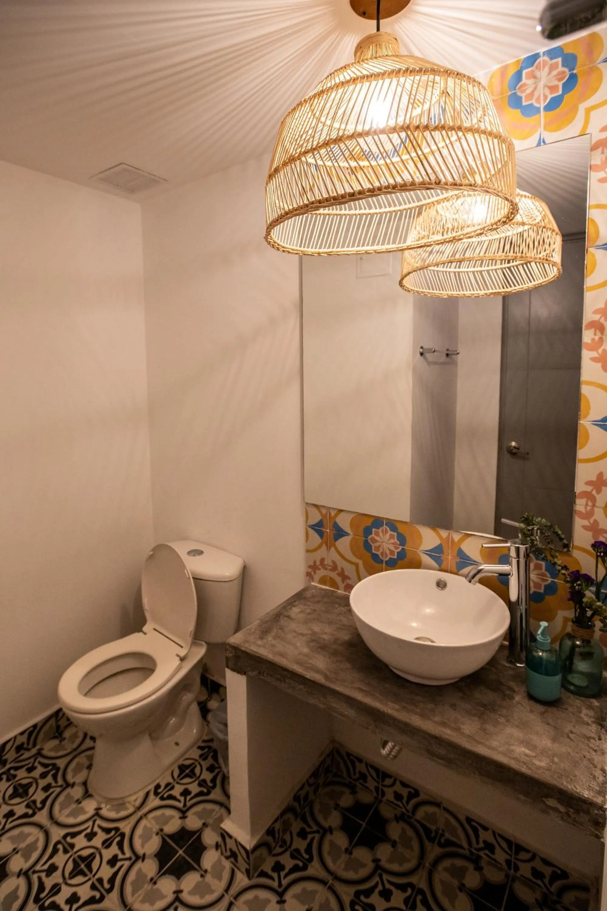 Toilet in 103 Wonderful House