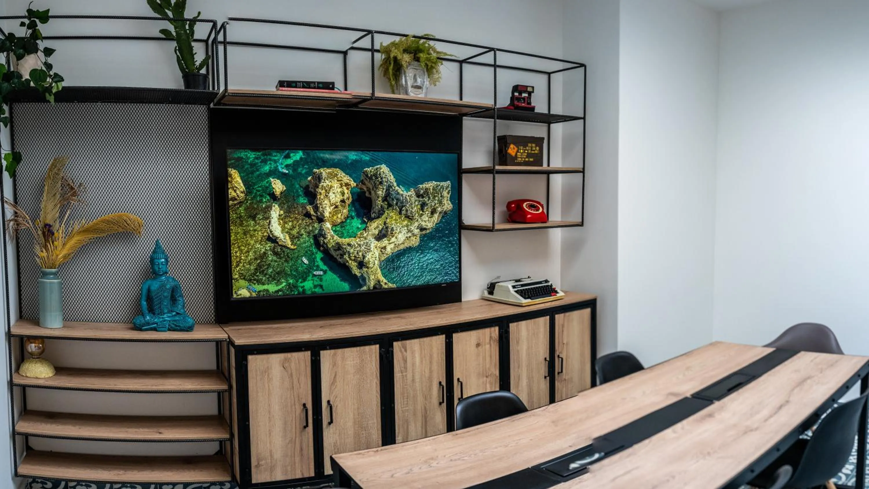 Meeting/conference room in 103 Wonderful House