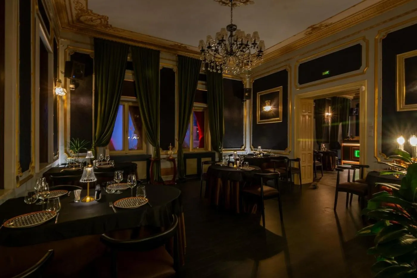 Restaurant/places to eat in Hotel Lido by Phoenicia