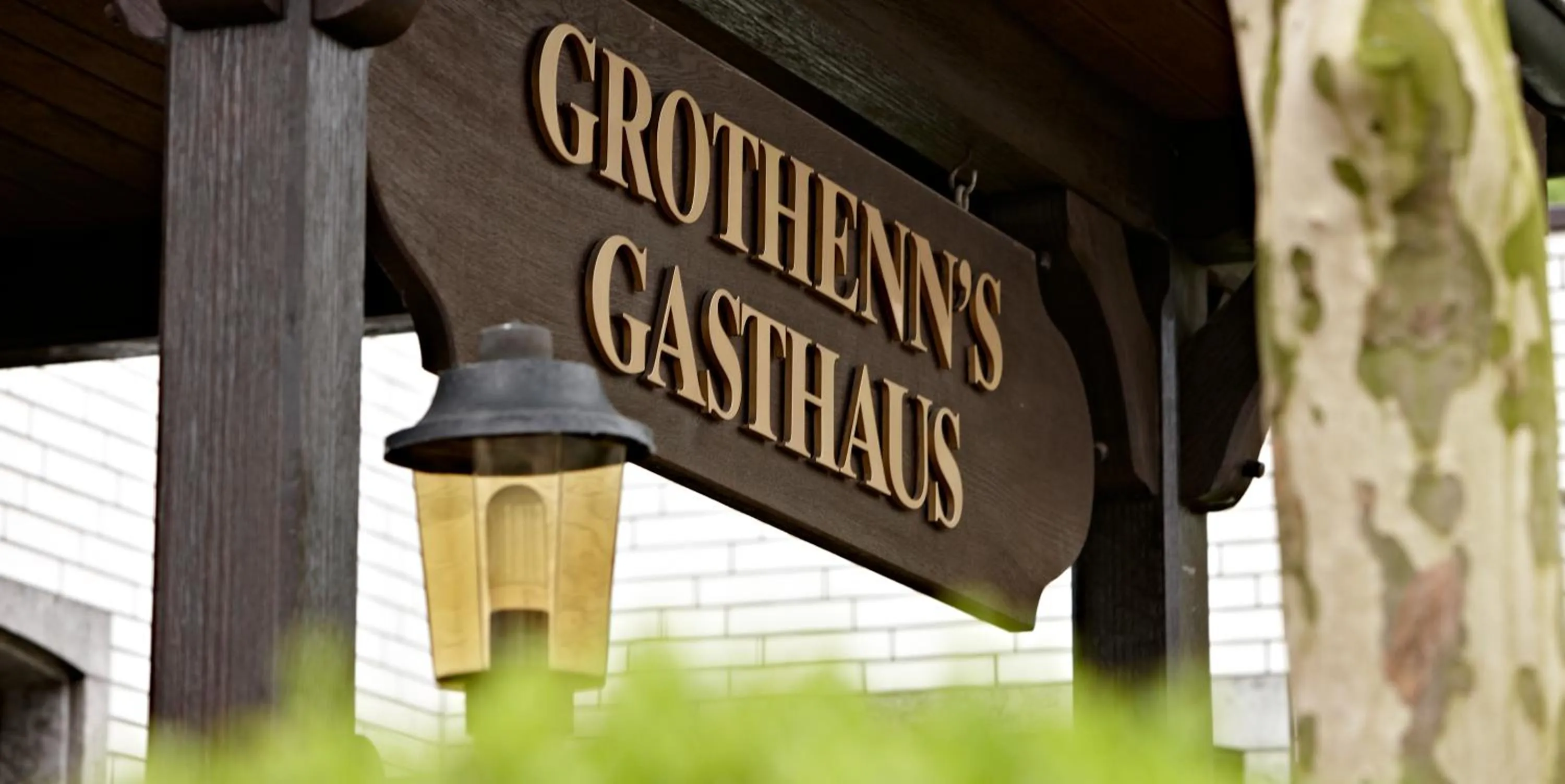 Logo/Certificate/Sign in Grothenns Hotel 3-Sterne superior