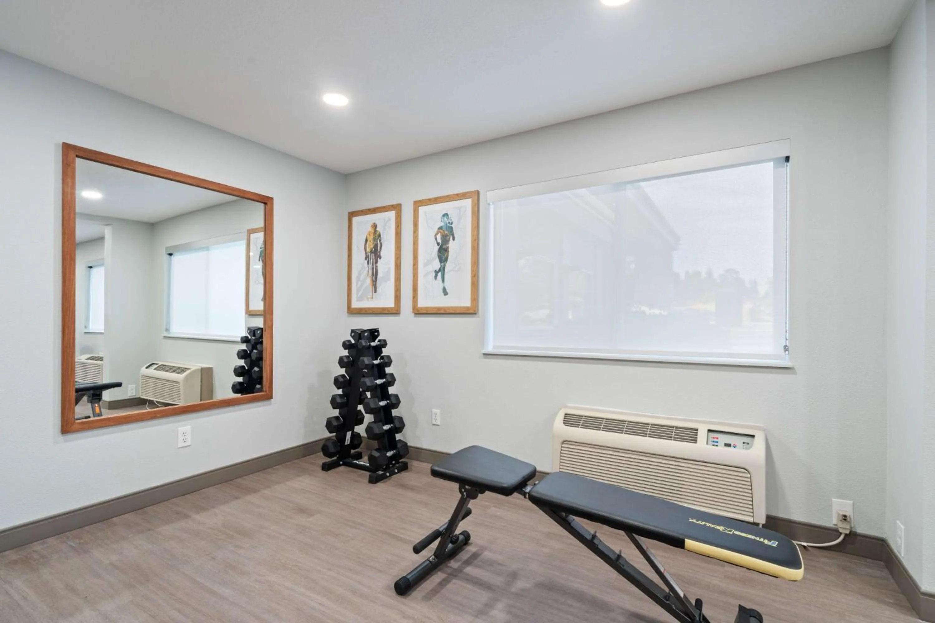Fitness centre/facilities in Best Western Lake Oswego Hotel & Suites