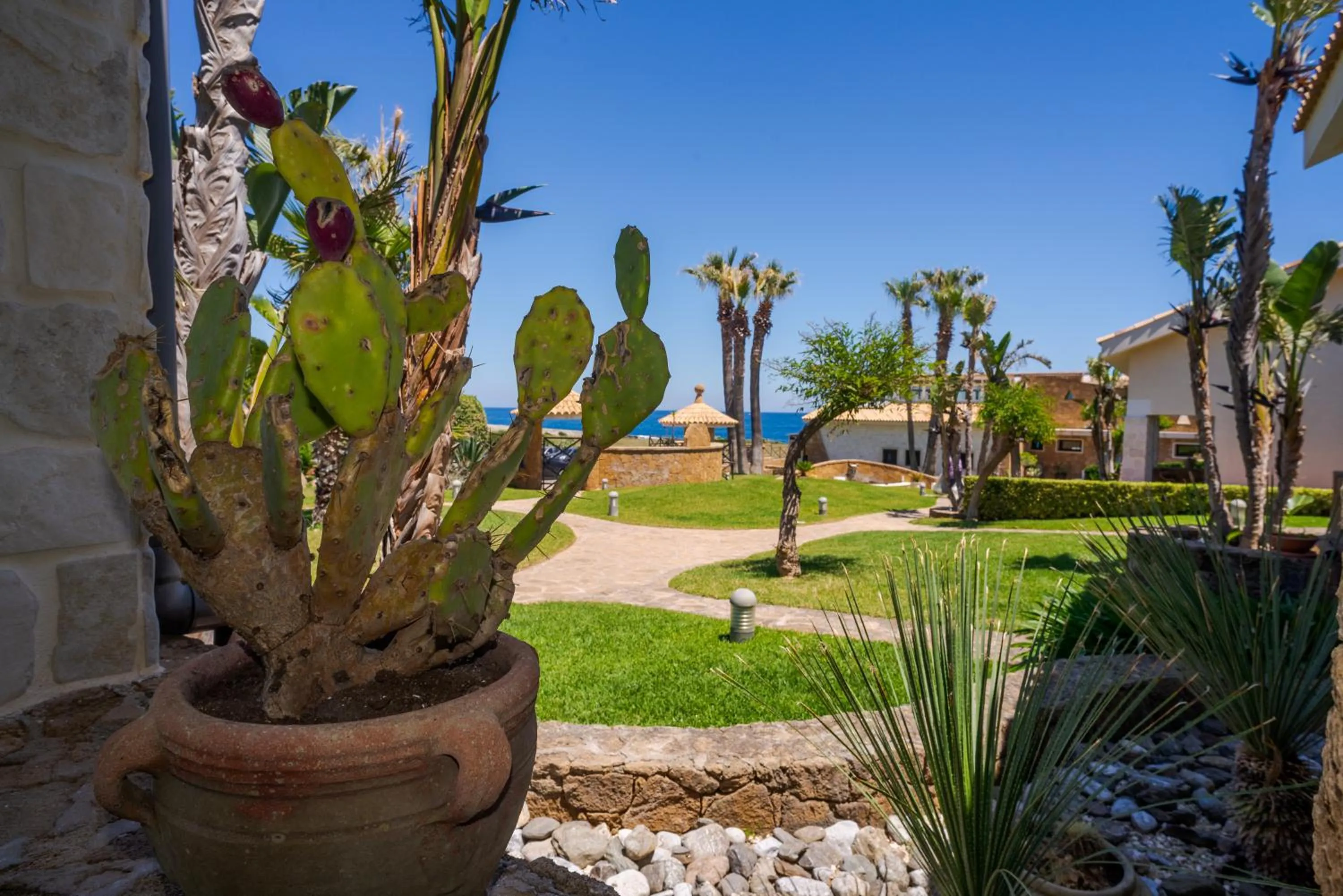 Garden in Hotel Capo Campolato