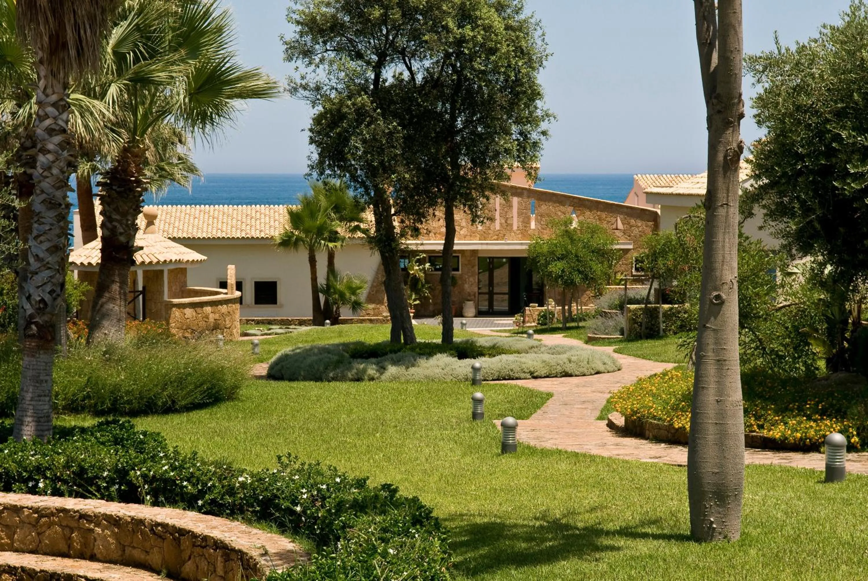 Garden in Hotel Capo Campolato
