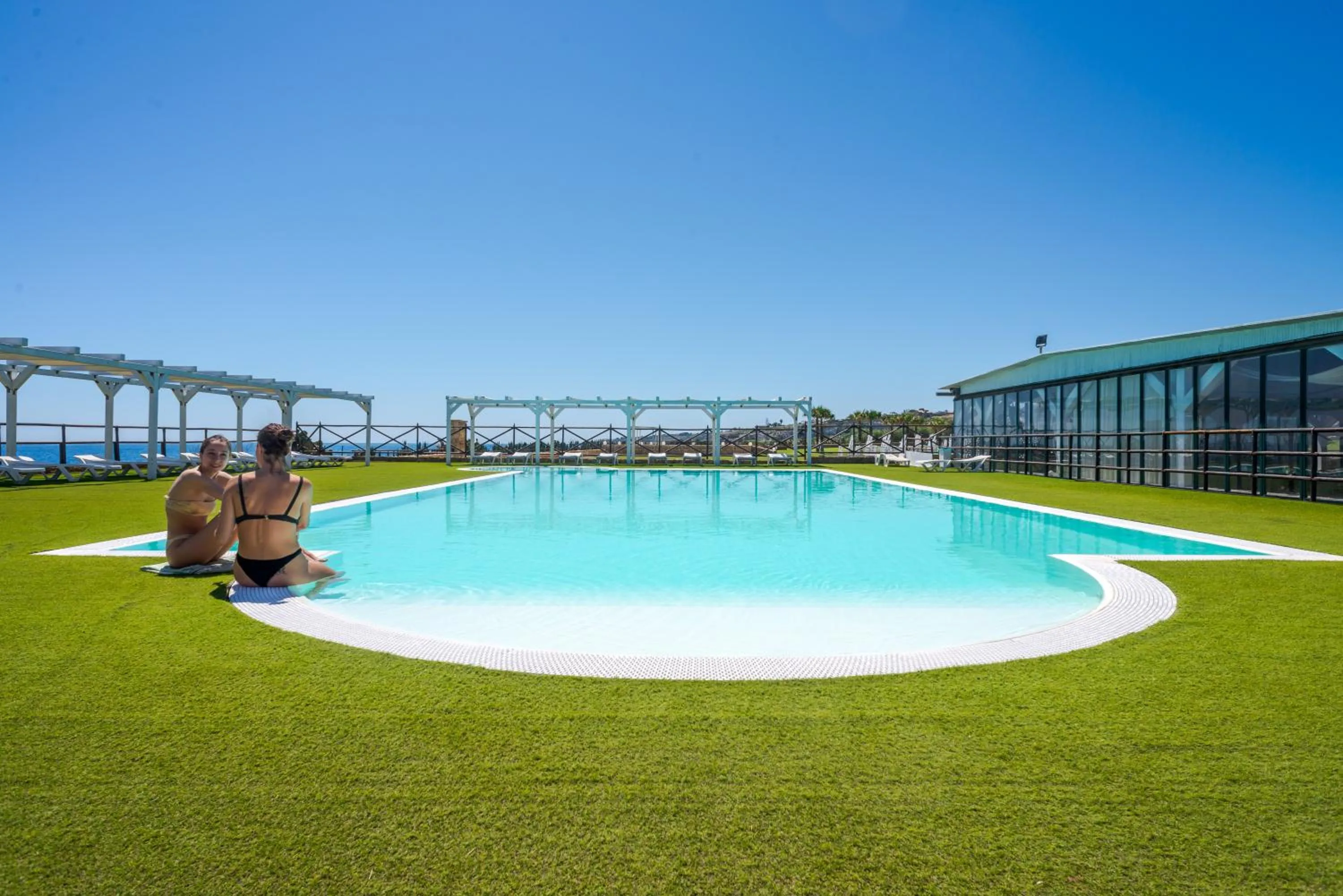 Swimming pool in Hotel Capo Campolato