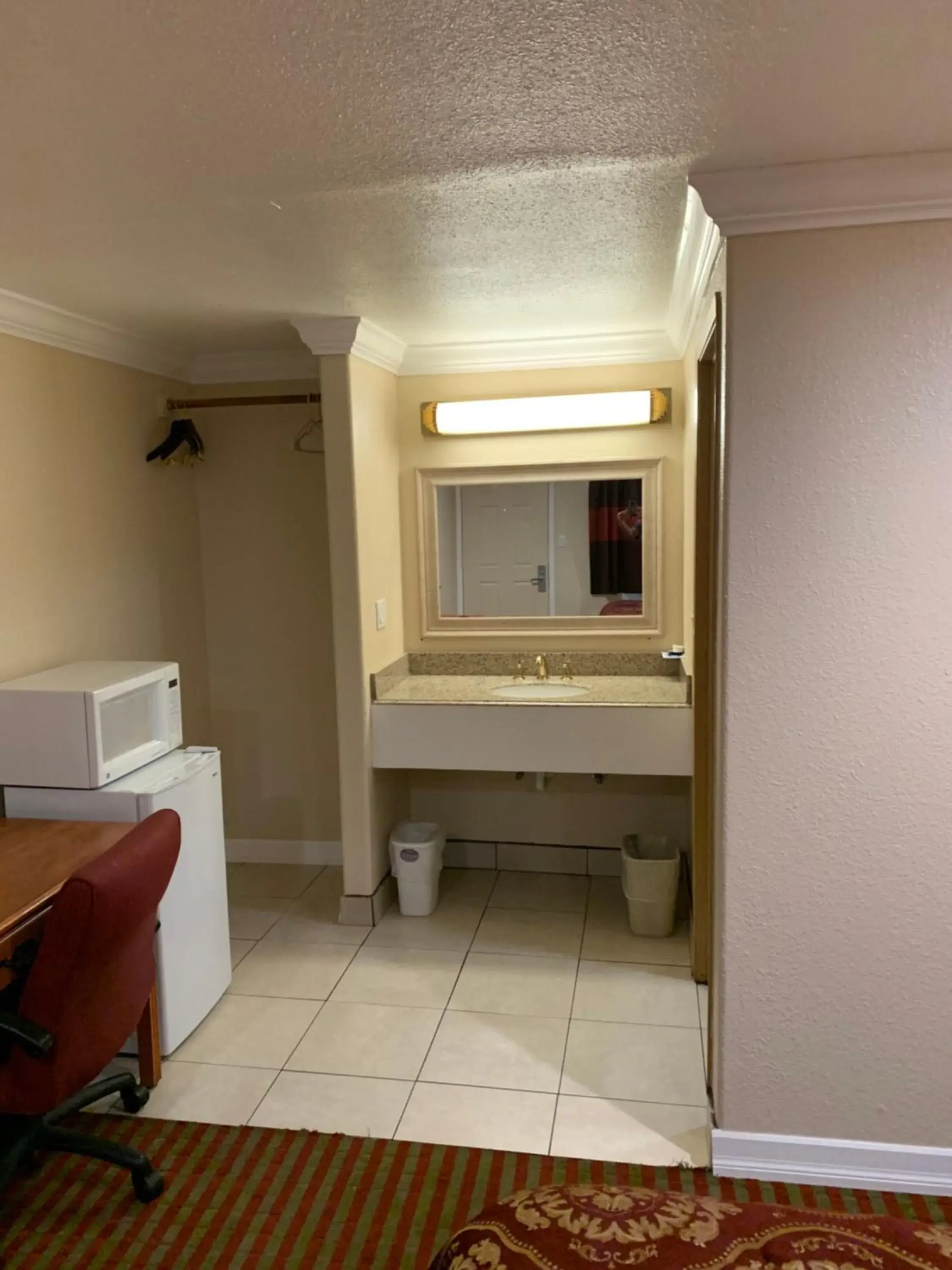 King Room - Non-Smoking in A-1 Budget Motel King Room - Non-Smoking in A-1 Budget Motel