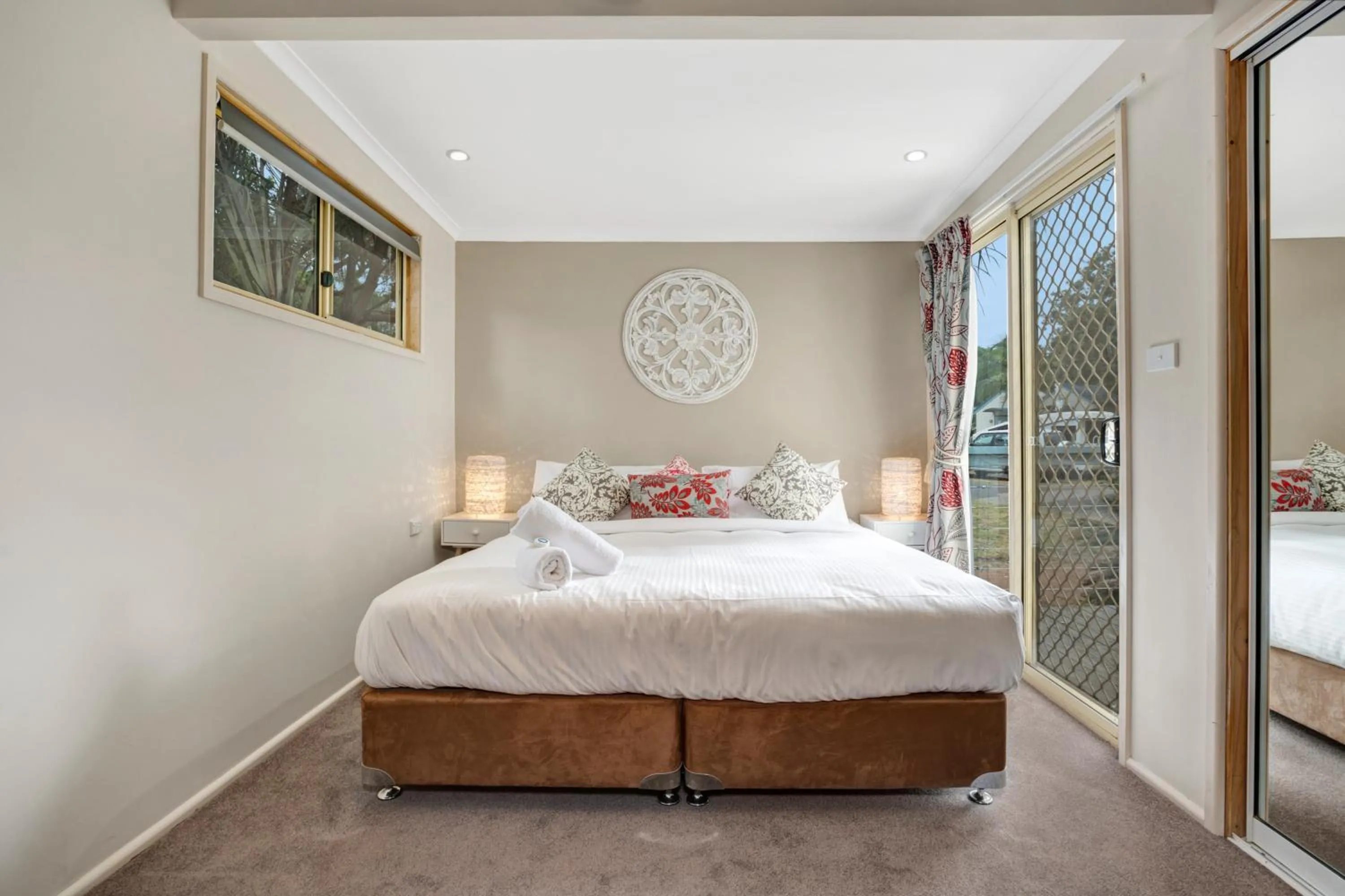 Bedroom, Bed in Seven Mile Beach Holiday Park