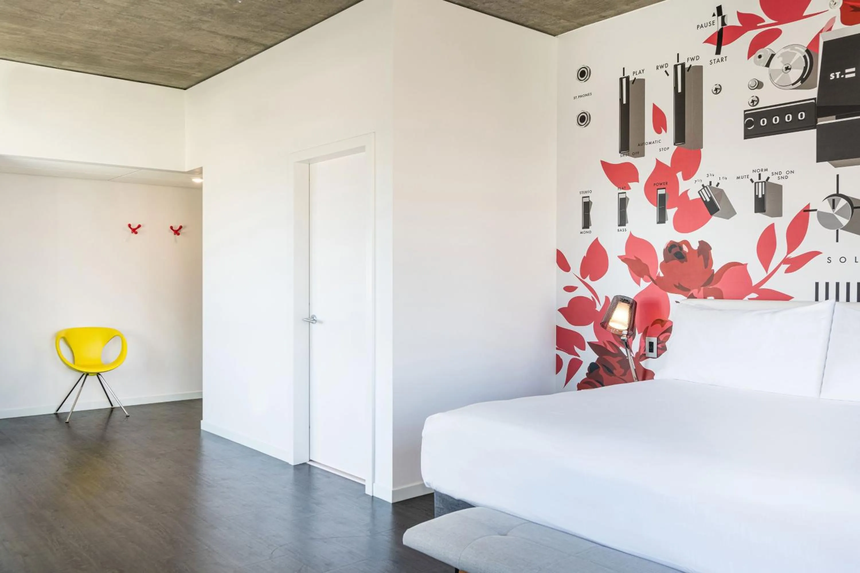 Photo of the whole room, Bed in Hotel Vance, Portland, a Tribute Portfolio Hotel