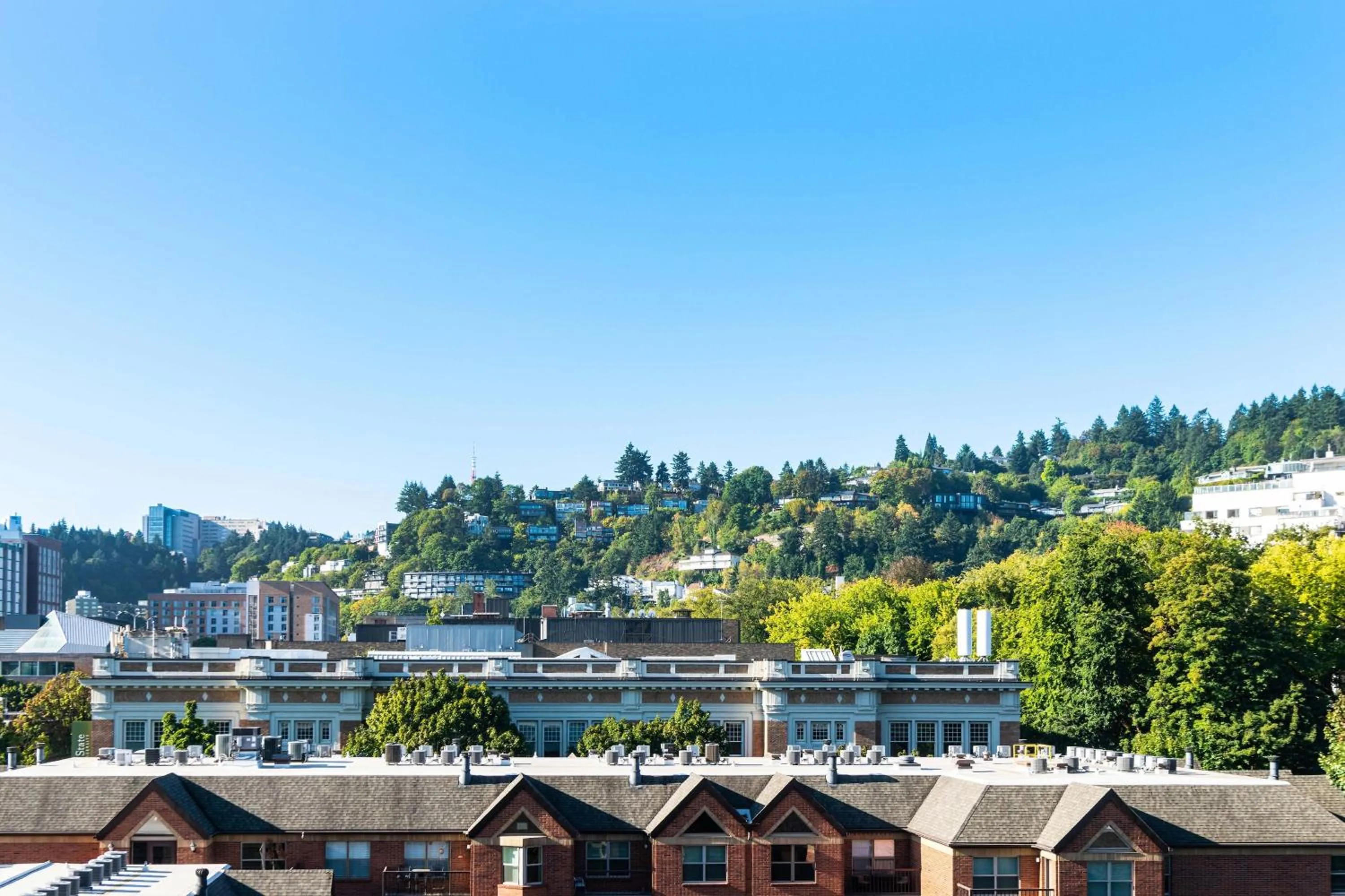 Photo of the whole room in Hotel Vance, Portland, a Tribute Portfolio Hotel