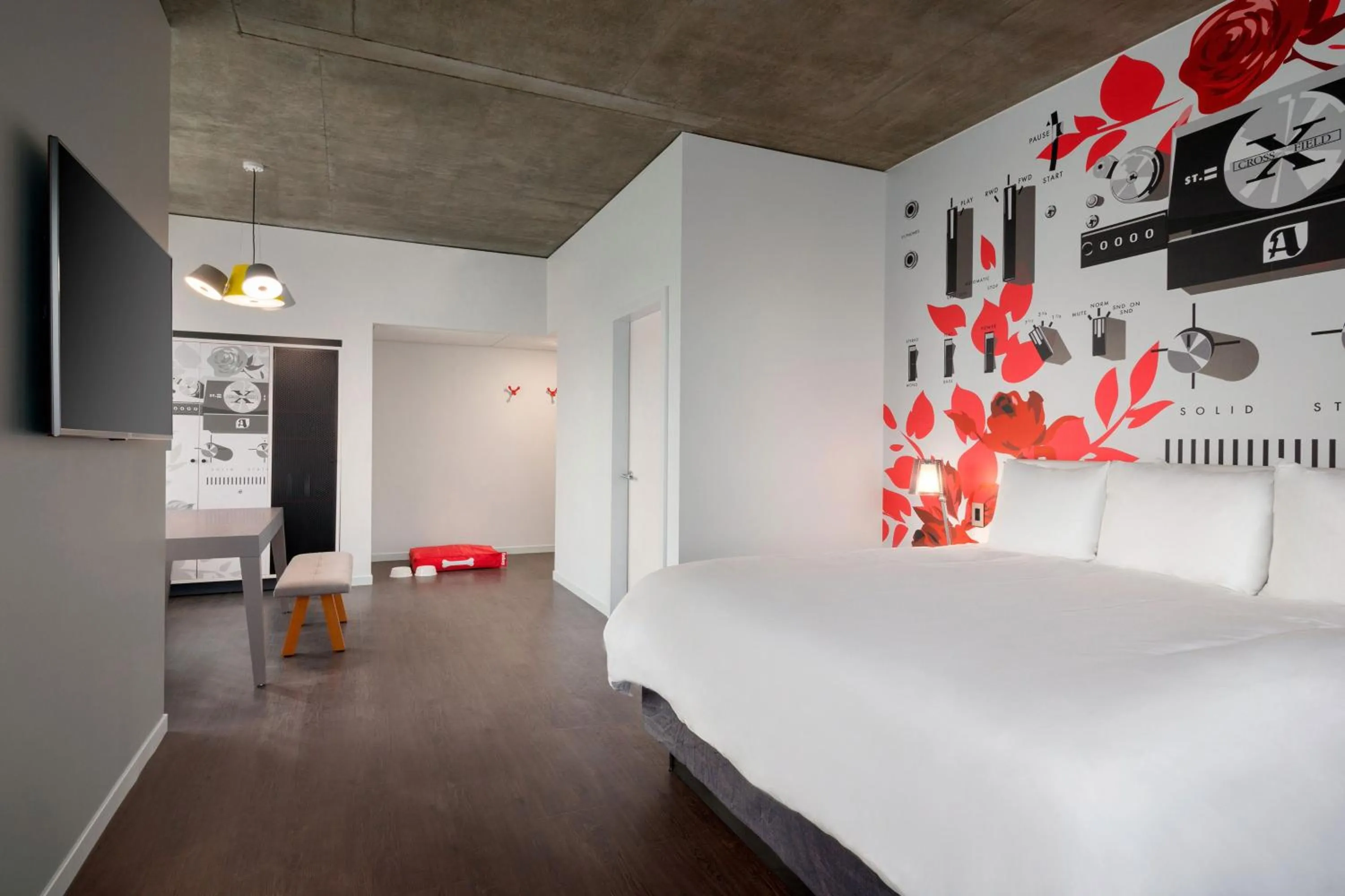 Photo of the whole room, Bed in Hotel Vance, Portland, a Tribute Portfolio Hotel