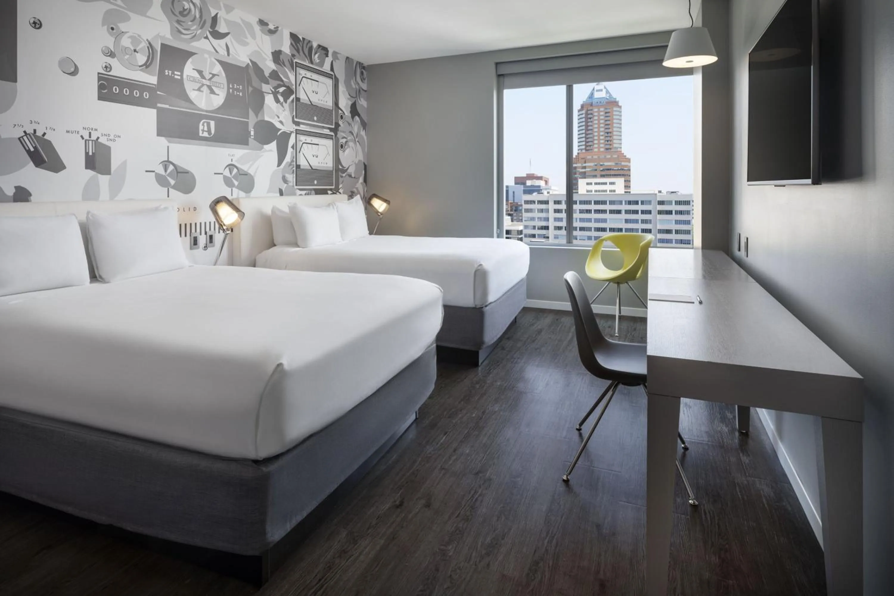 Photo of the whole room, Bed in Hotel Vance, Portland, a Tribute Portfolio Hotel