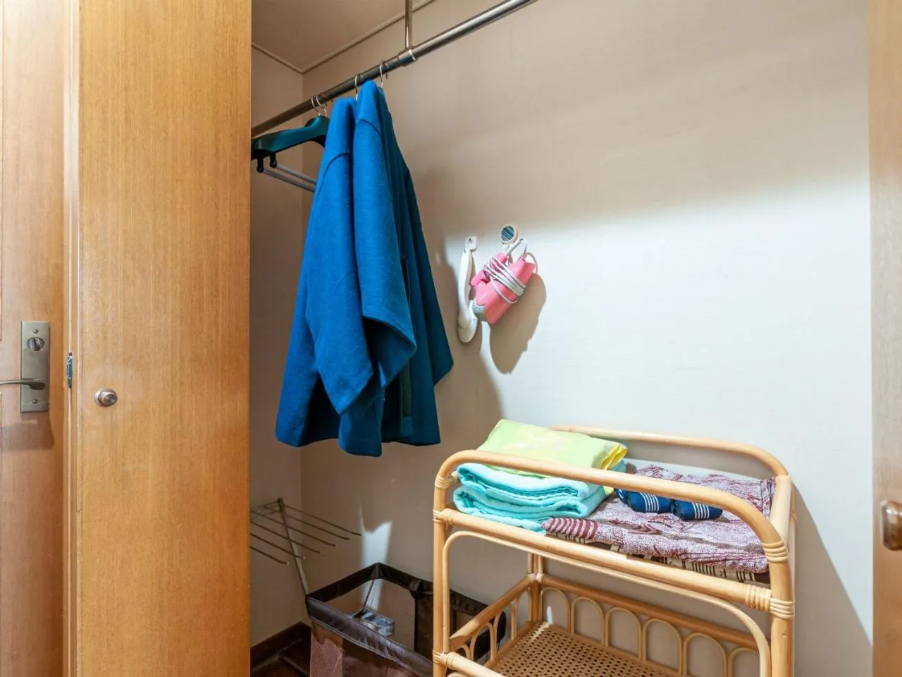 Photo of the whole room, Bed in Shikino Mori