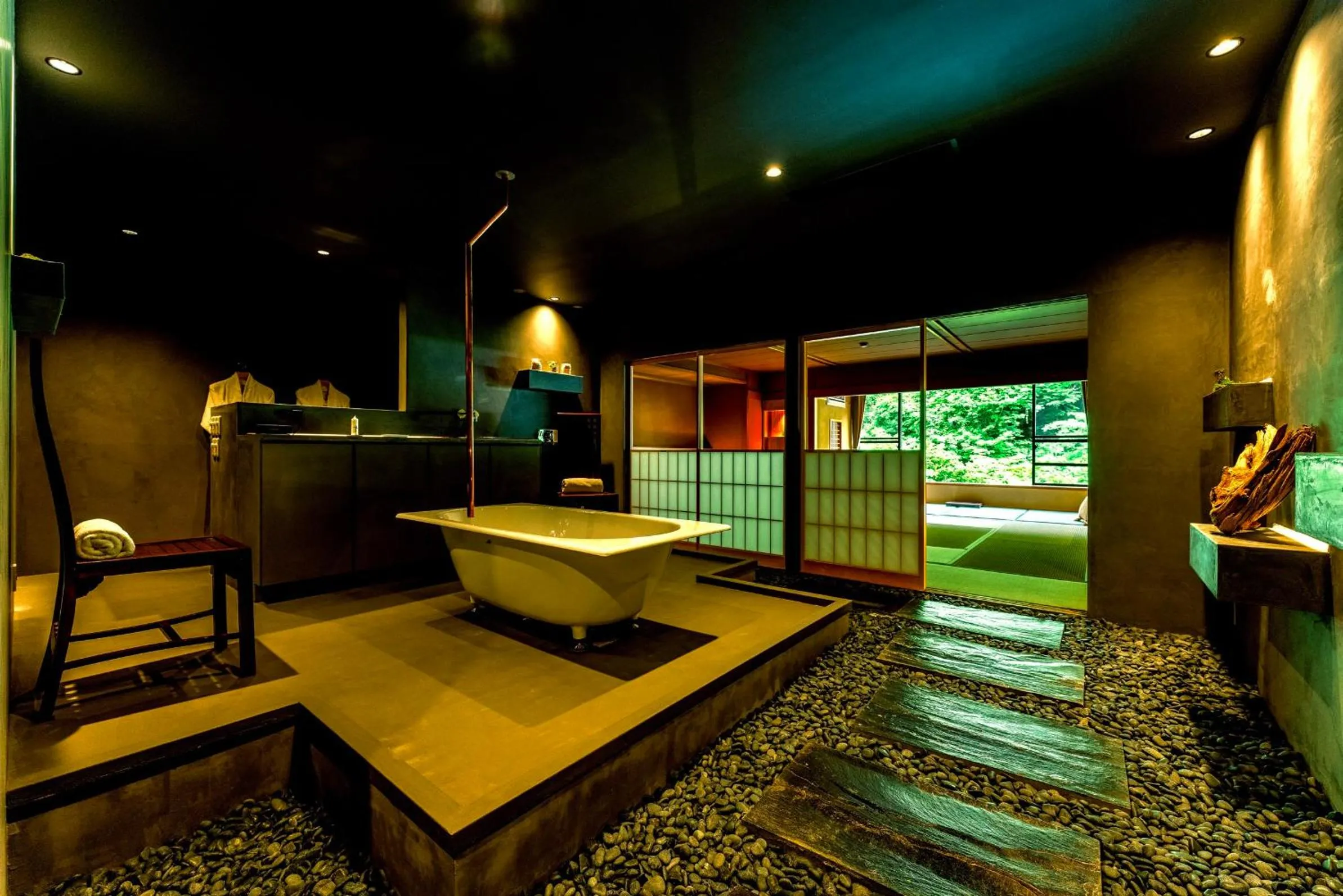 Bathroom in Myojinkan