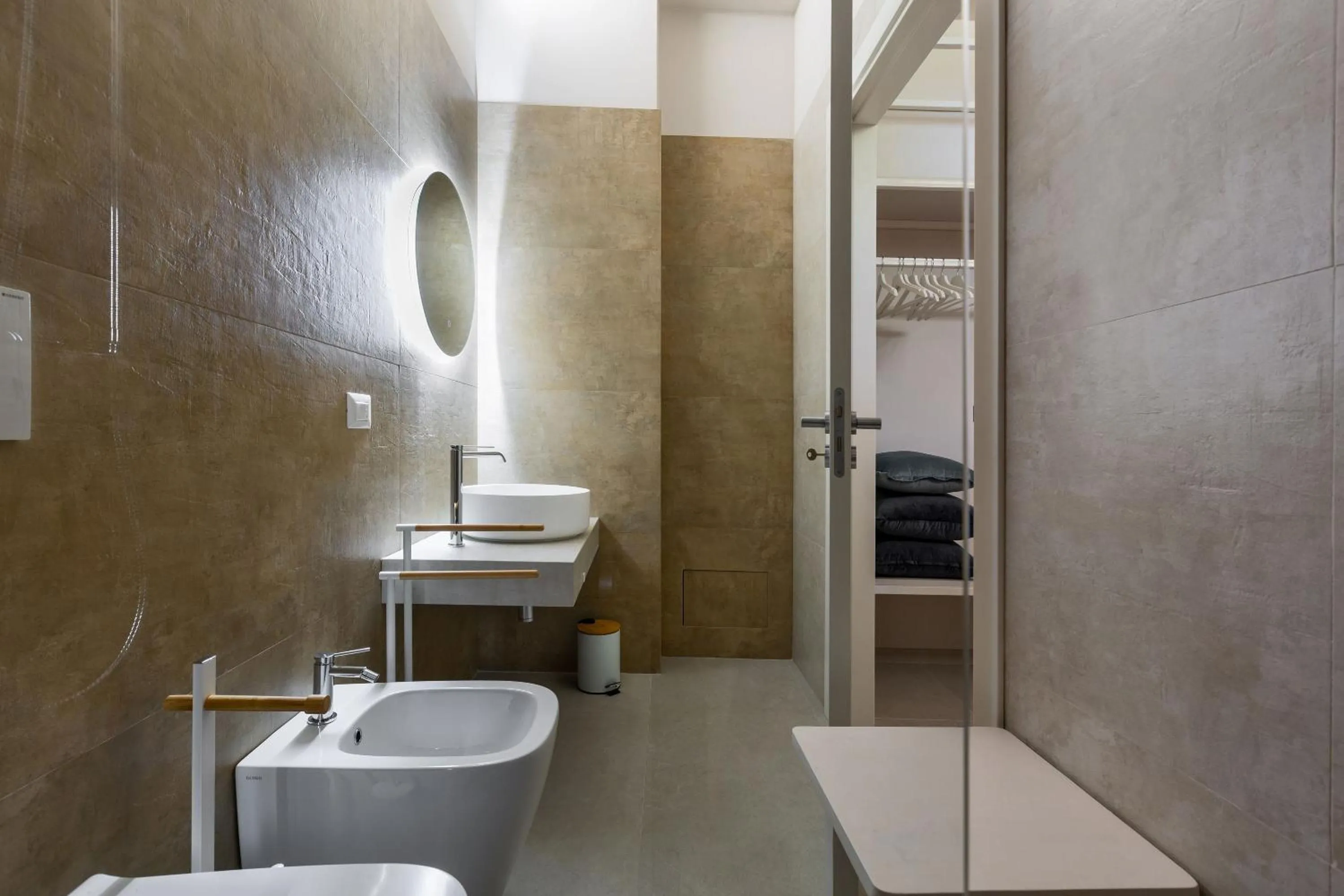 Bathroom in Villa Chiara by Perle di Puglia