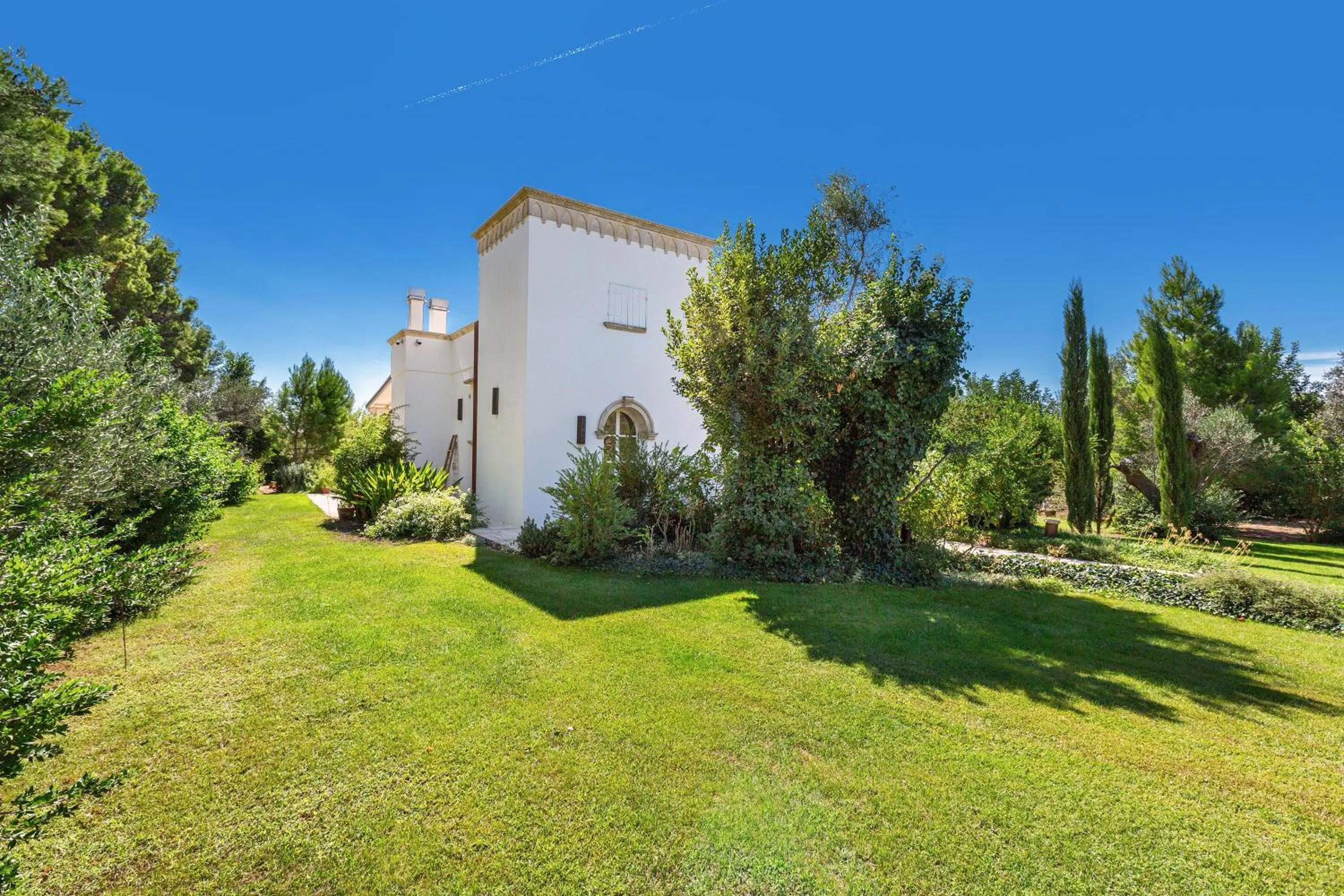 Garden in Villa Chiara by Perle di Puglia
